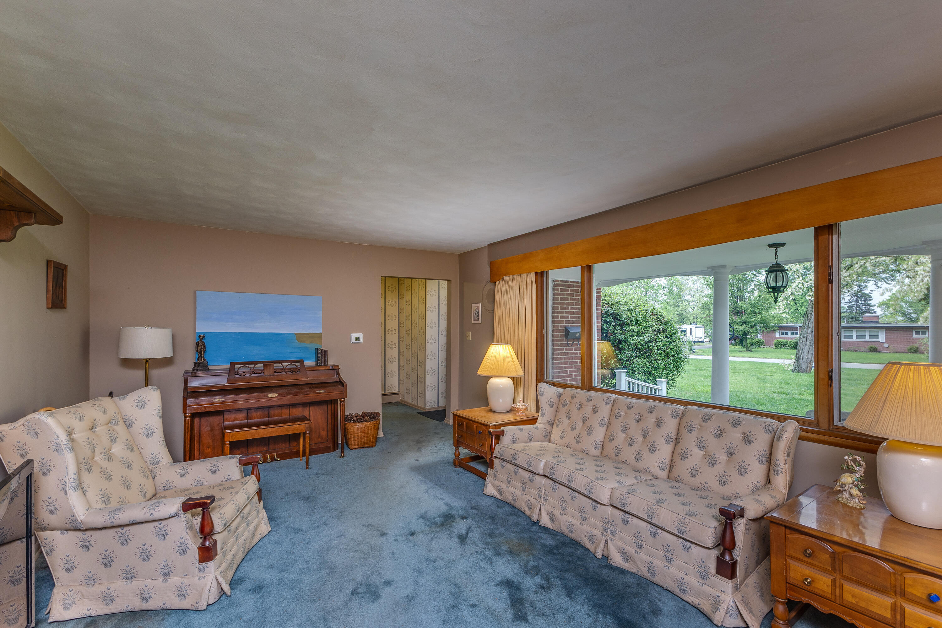 517 Locust Hill Drive, Englewood, Ohio 45322