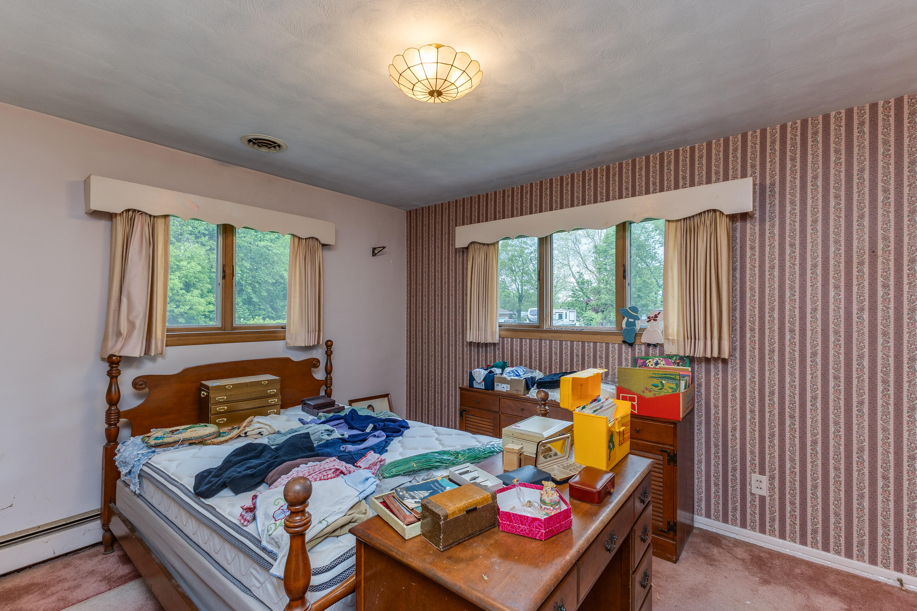 517 Locust Hill Drive, Englewood, Ohio 45322