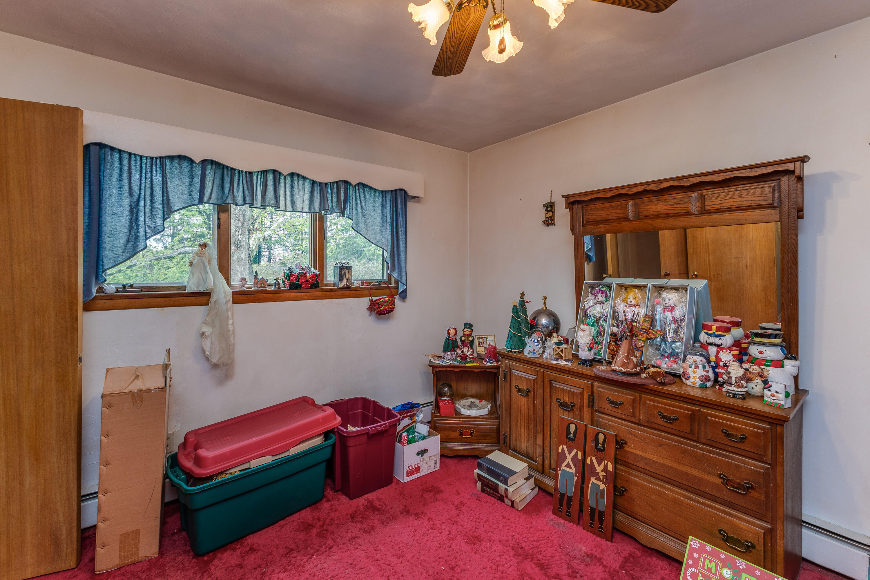 517 Locust Hill Drive, Englewood, Ohio 45322