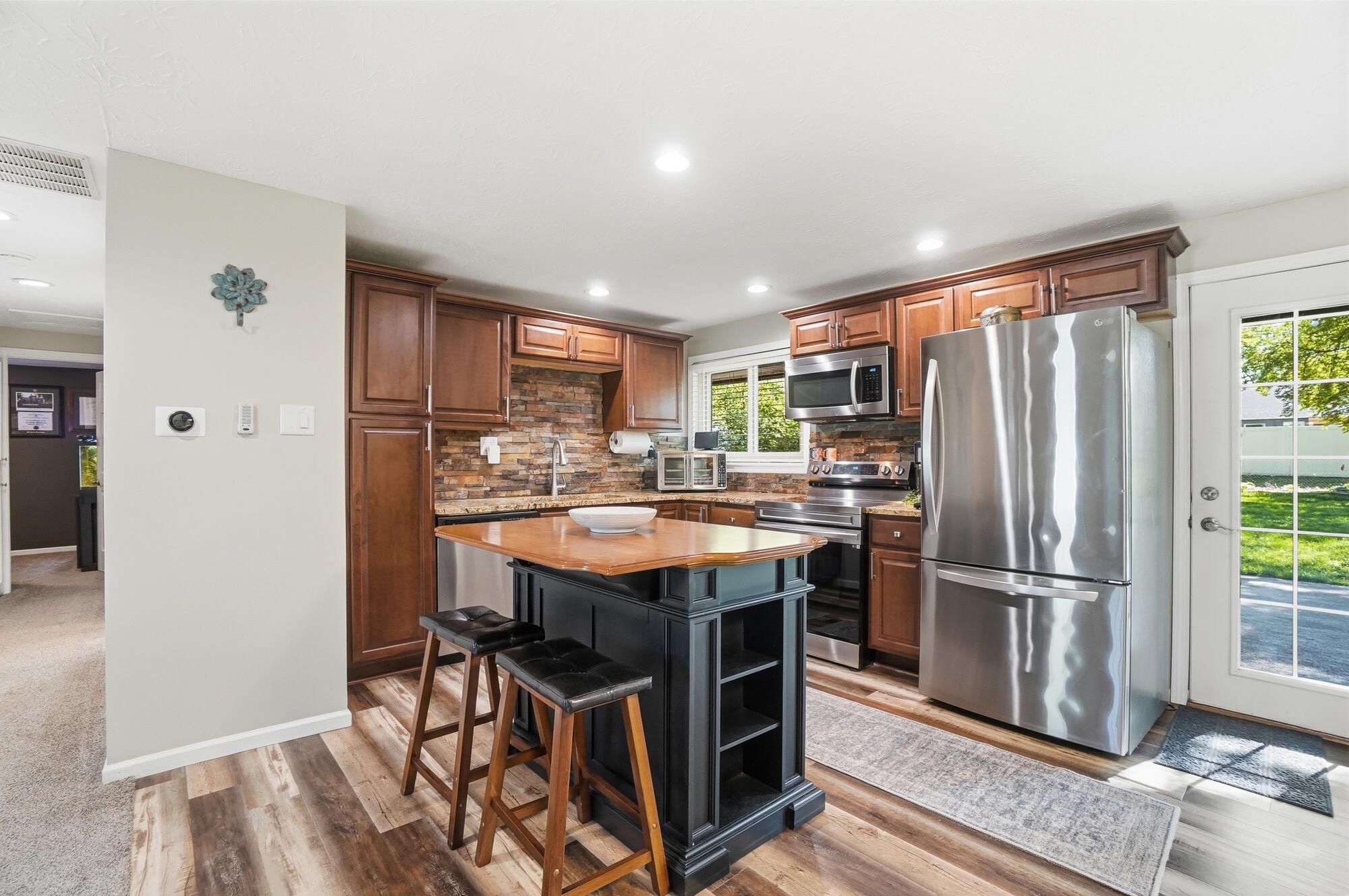 9226 Stephanie Street, Dayton, Ohio 45458