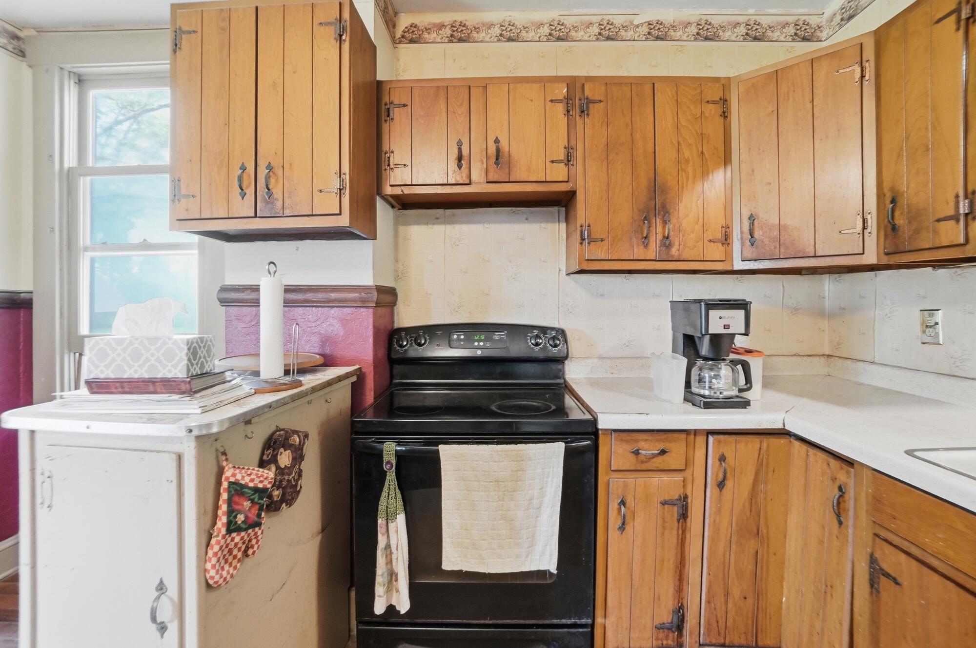 144 Eagle City Road, Springfield, Ohio 45503