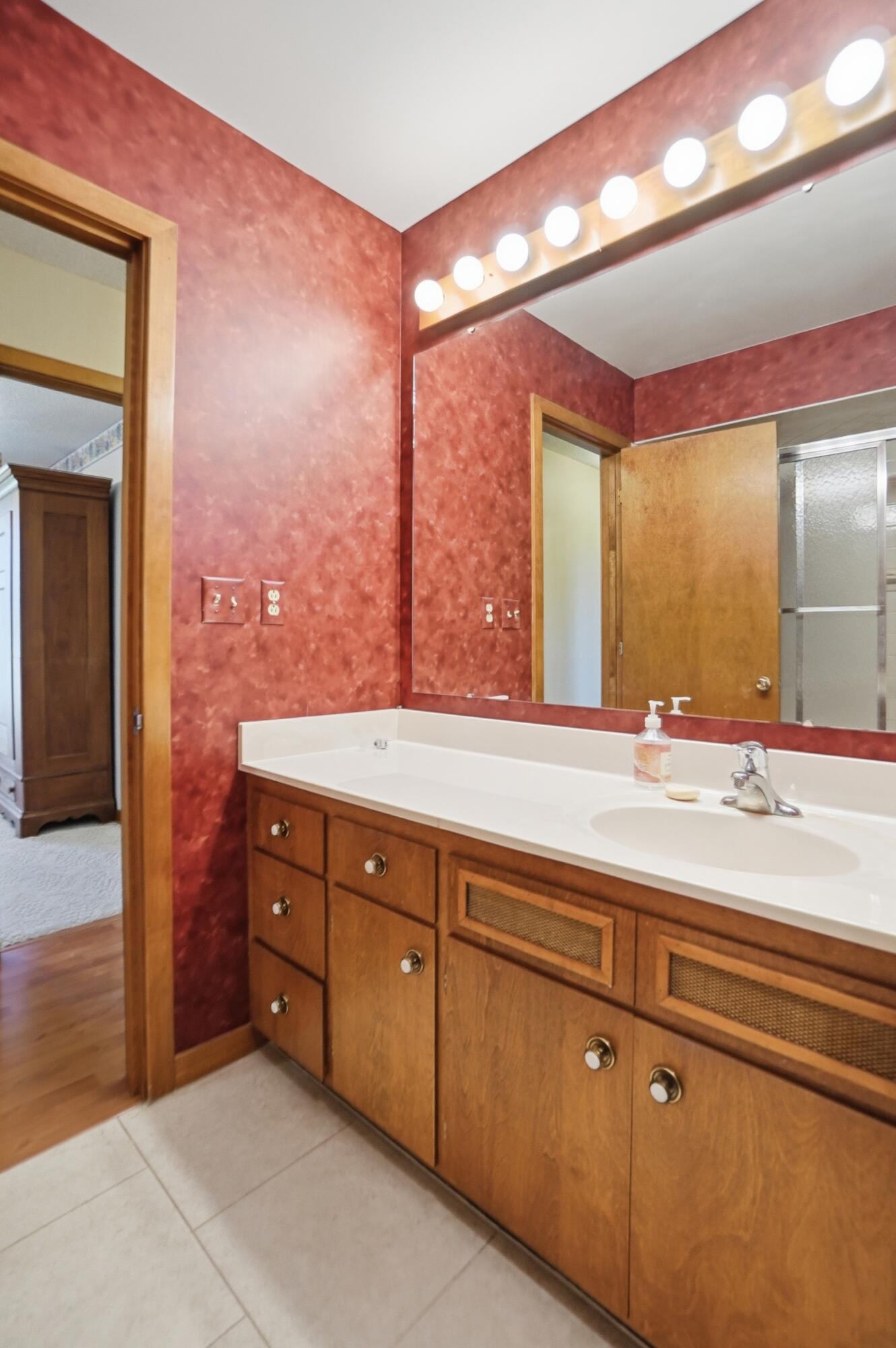 14031 Kohler Road, Wapakoneta, Ohio 45895