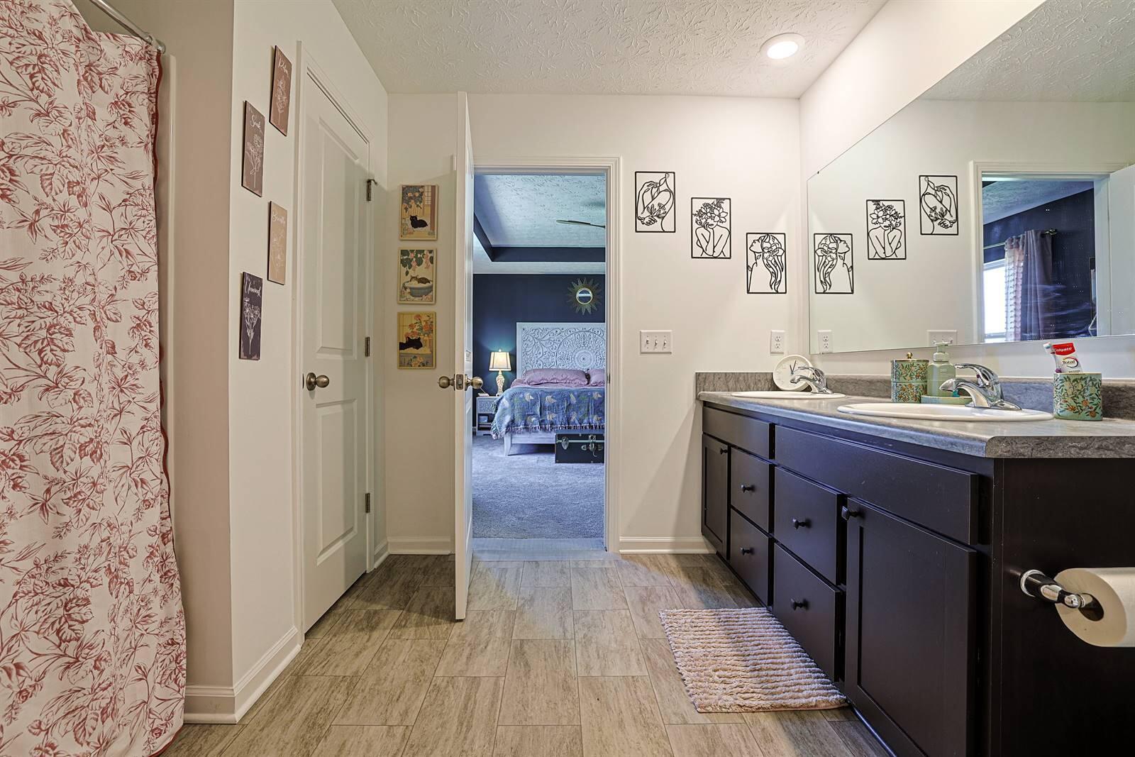 163 Autumn Maple Lane, Brookville, Ohio 45309