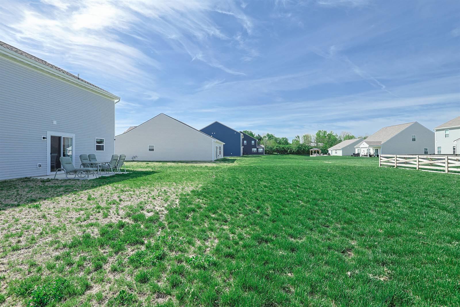 163 Autumn Maple Lane, Brookville, Ohio 45309