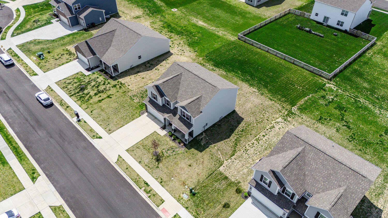 163 Autumn Maple Lane, Brookville, Ohio 45309