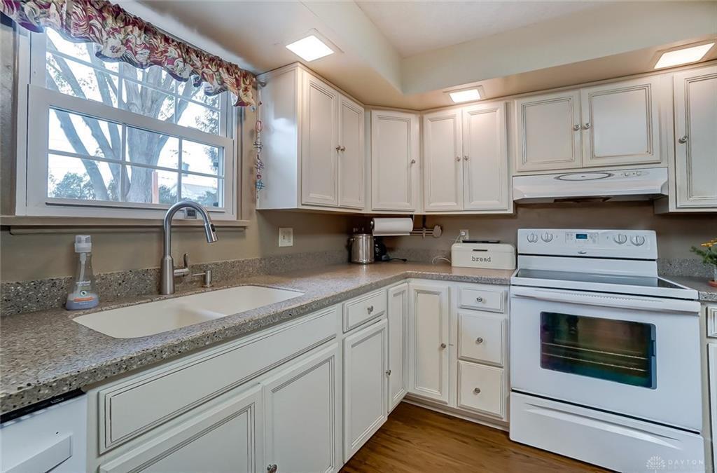 478 Robin Hood Lane, Troy, Ohio 45373