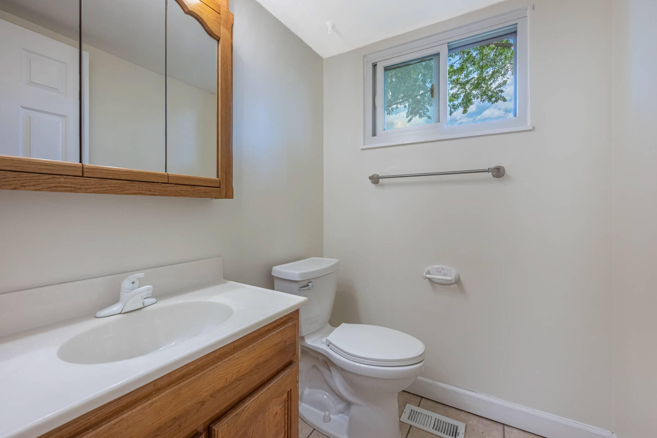 7020 Sonnet Place, Huber Heights, Ohio 45424