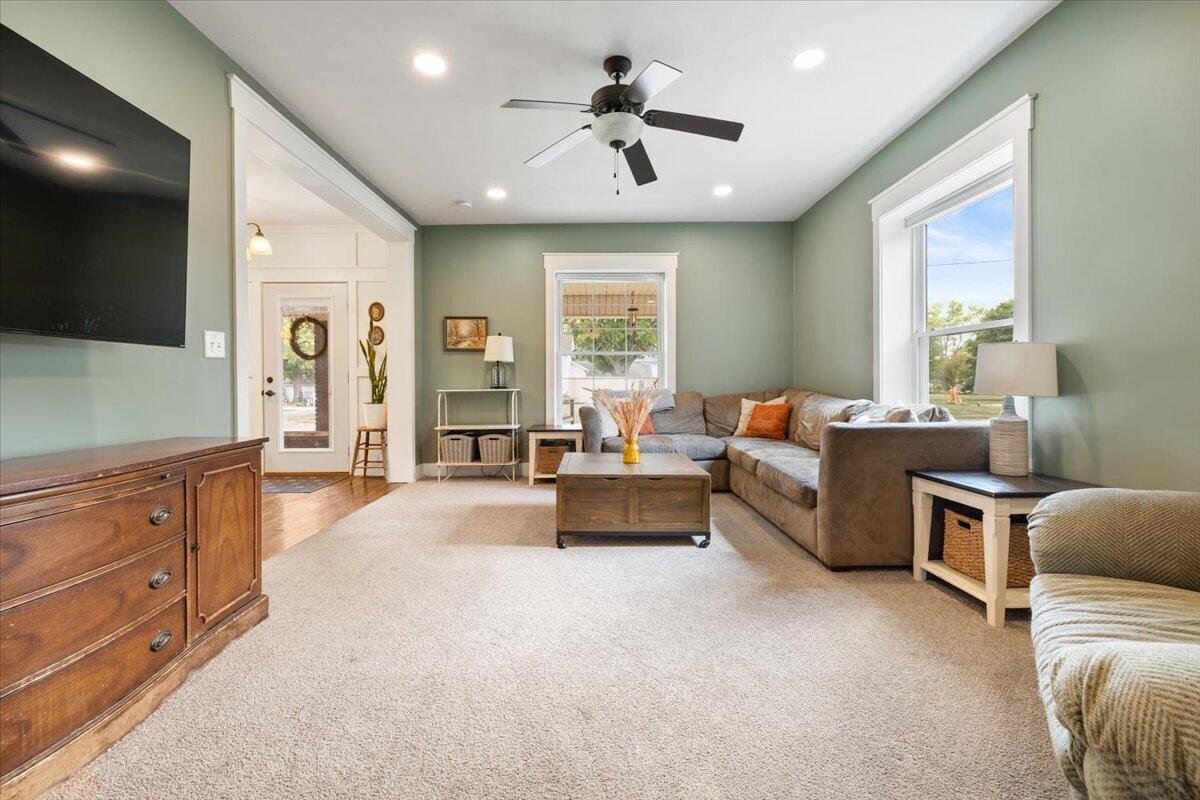 300 Jefferson Street, Pitsburg, Ohio 45358