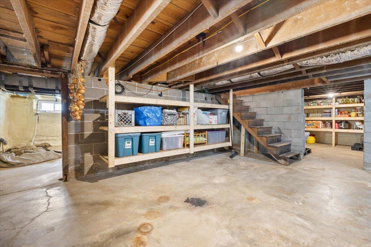 300 Jefferson Street, Pitsburg, Ohio 45358