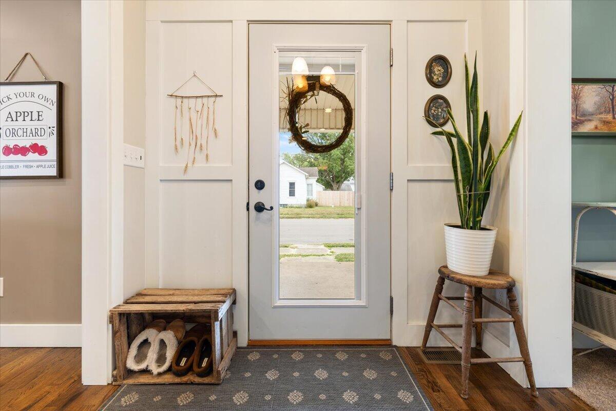 300 Jefferson Street, Pitsburg, Ohio 45358