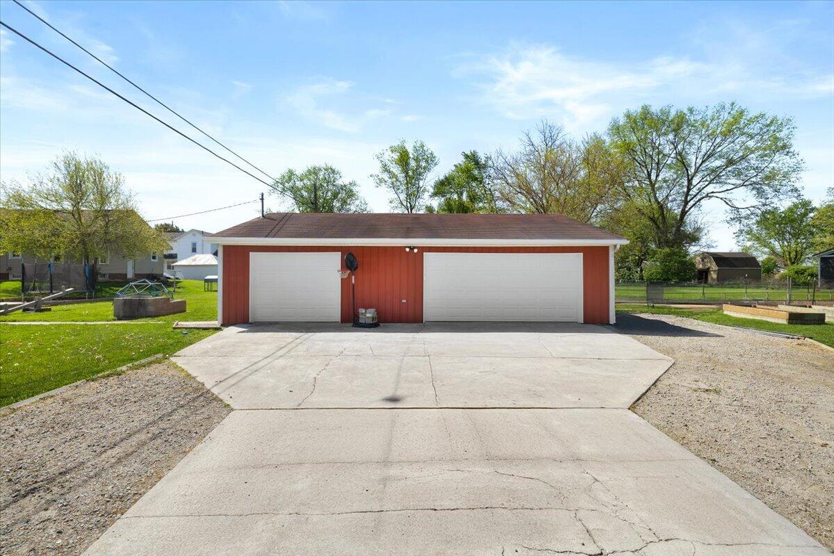 300 Jefferson Street, Pitsburg, Ohio 45358