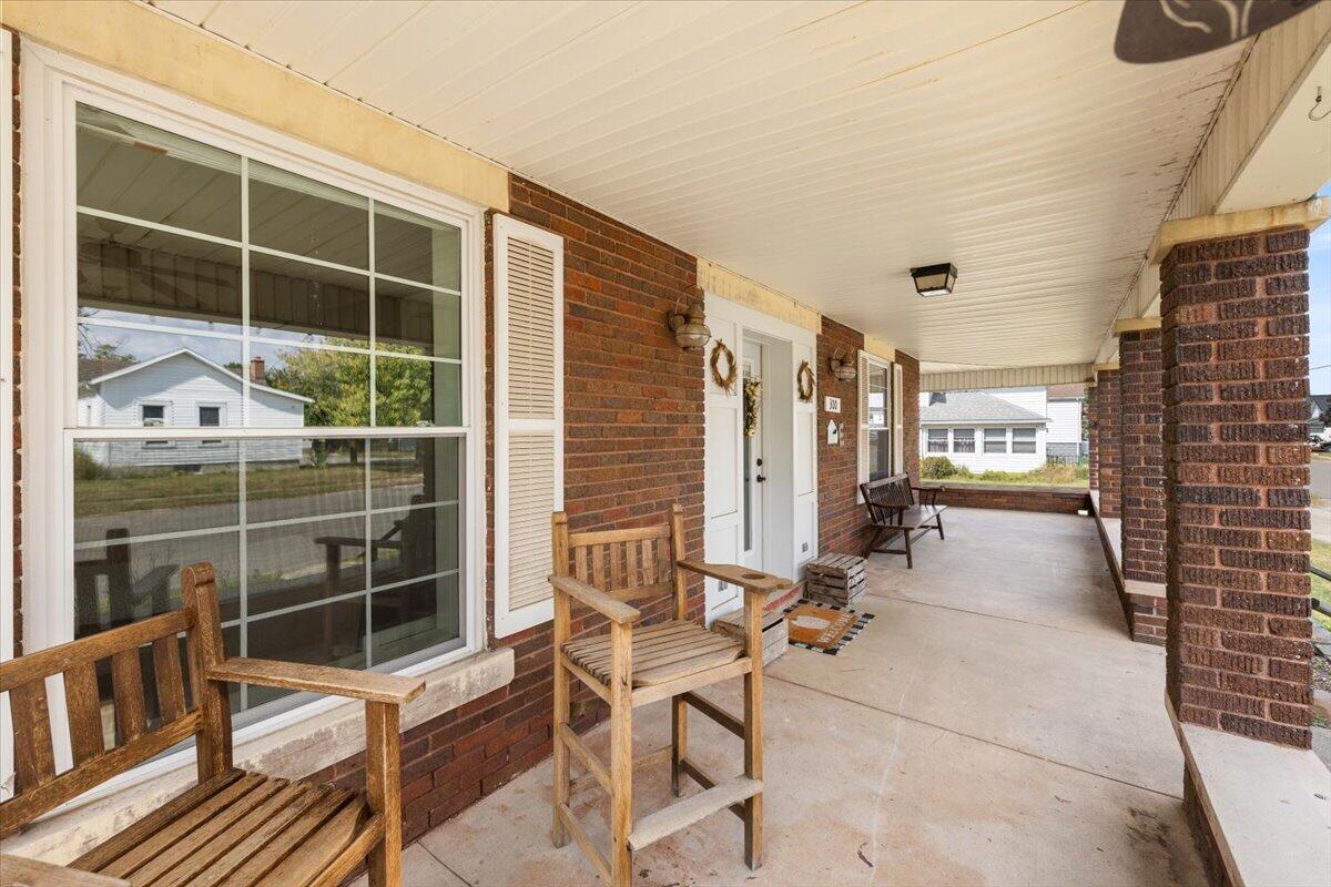 300 Jefferson Street, Pitsburg, Ohio 45358