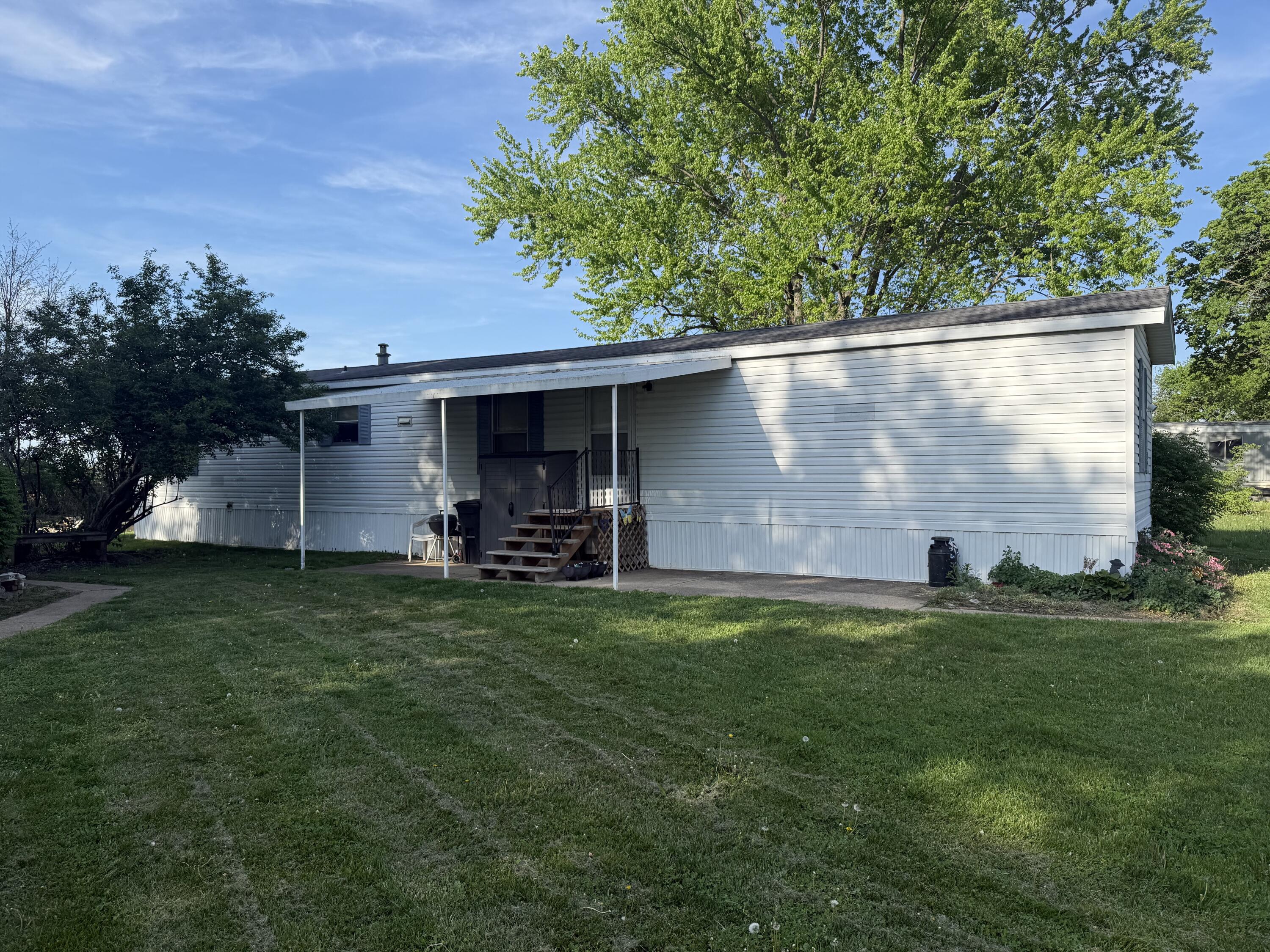 88 Willowwood Circle, Urbana, Ohio 43078