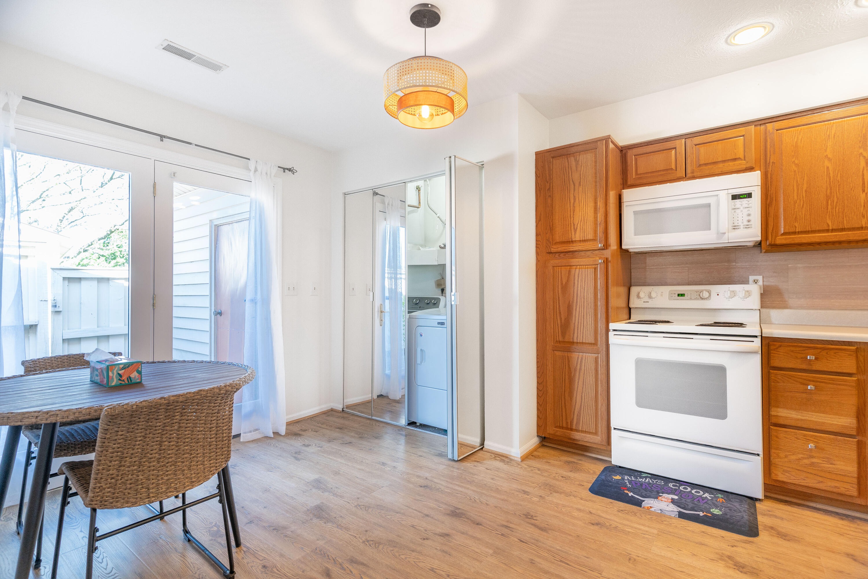 1238 Hollowbrook Drive, Dayton, Ohio 45458