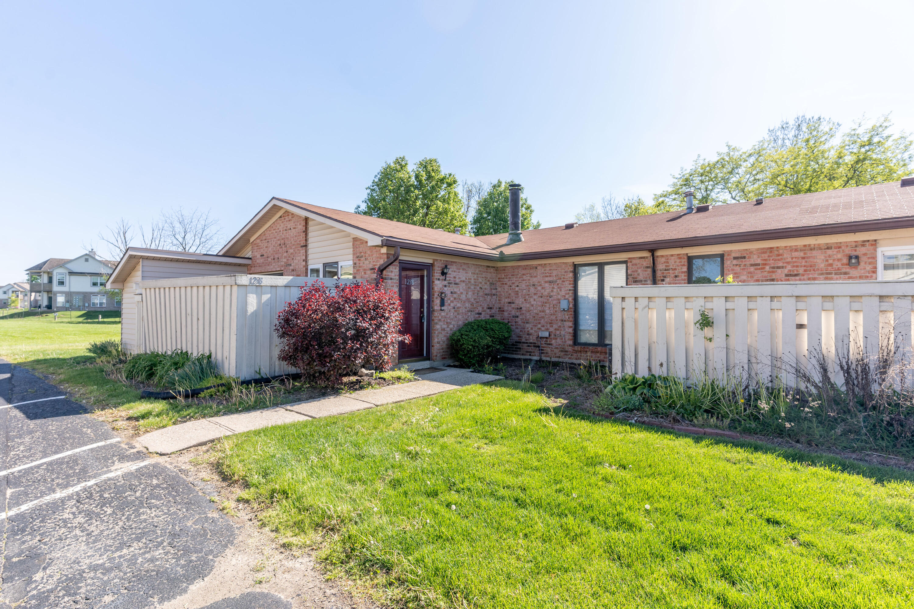 1238 Hollowbrook Drive, Dayton, Ohio 45458