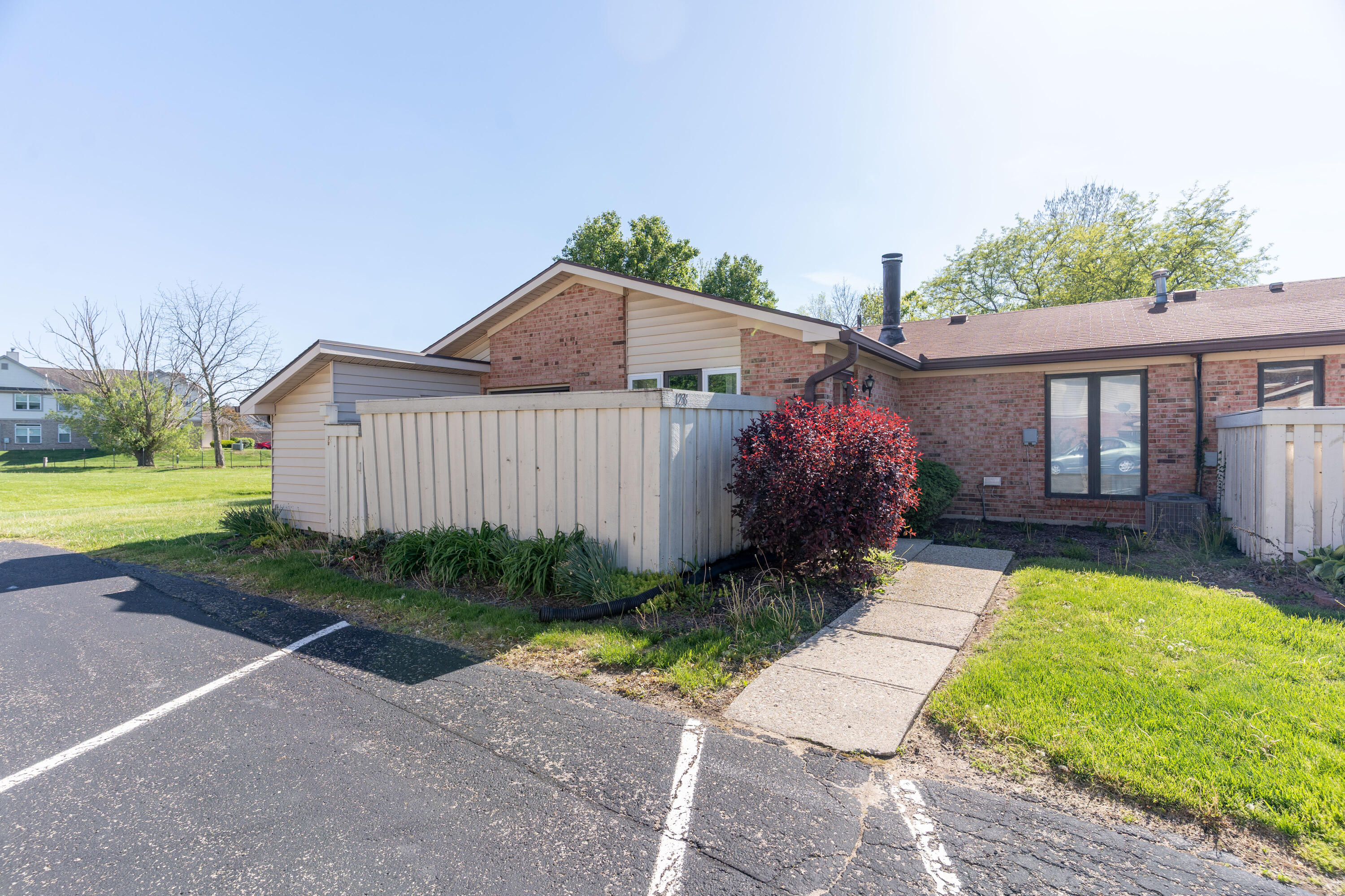 1238 Hollowbrook Drive, Dayton, Ohio 45458
