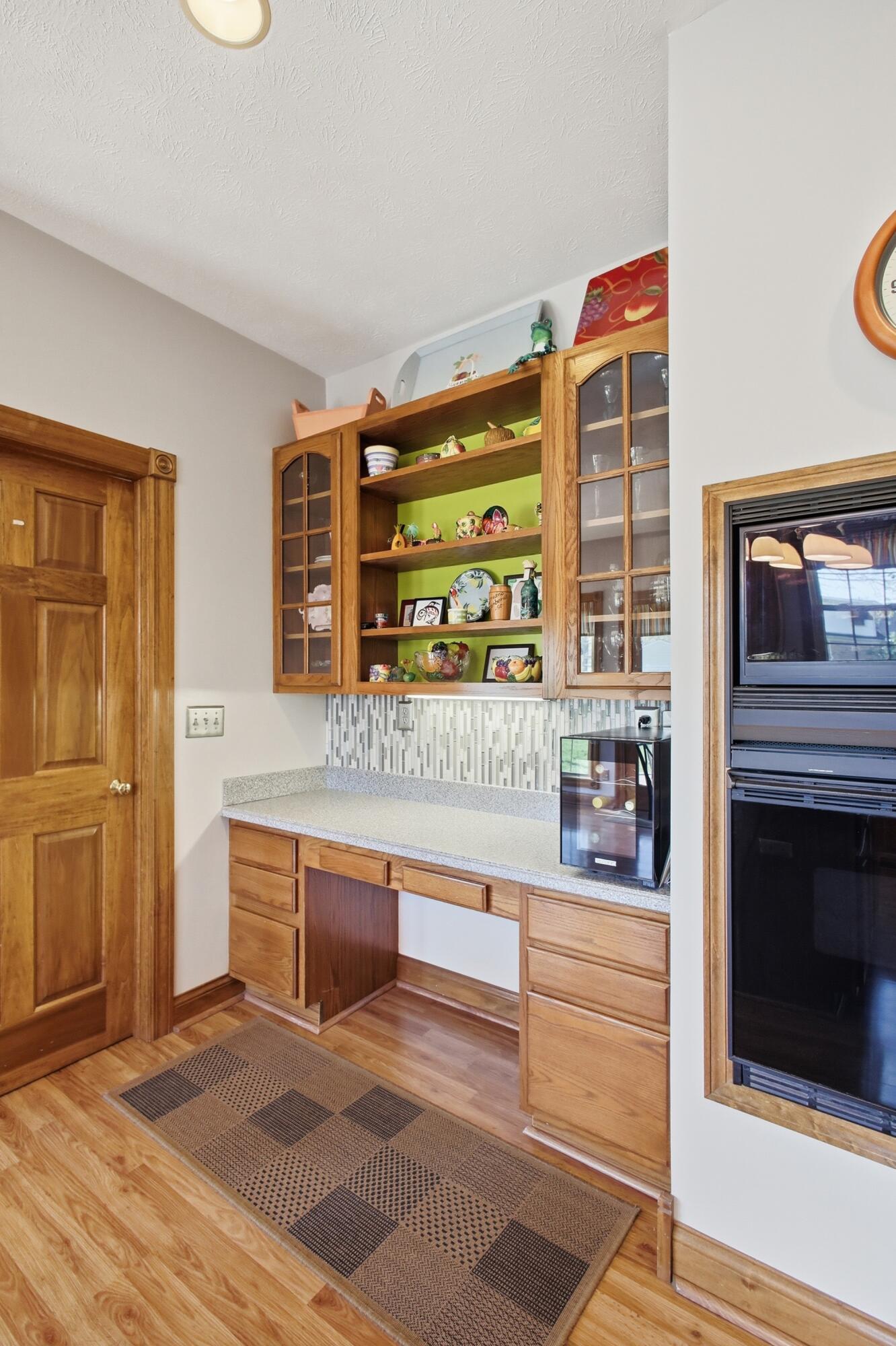 954 Forest Edge Avenue, Springfield, Ohio 45503