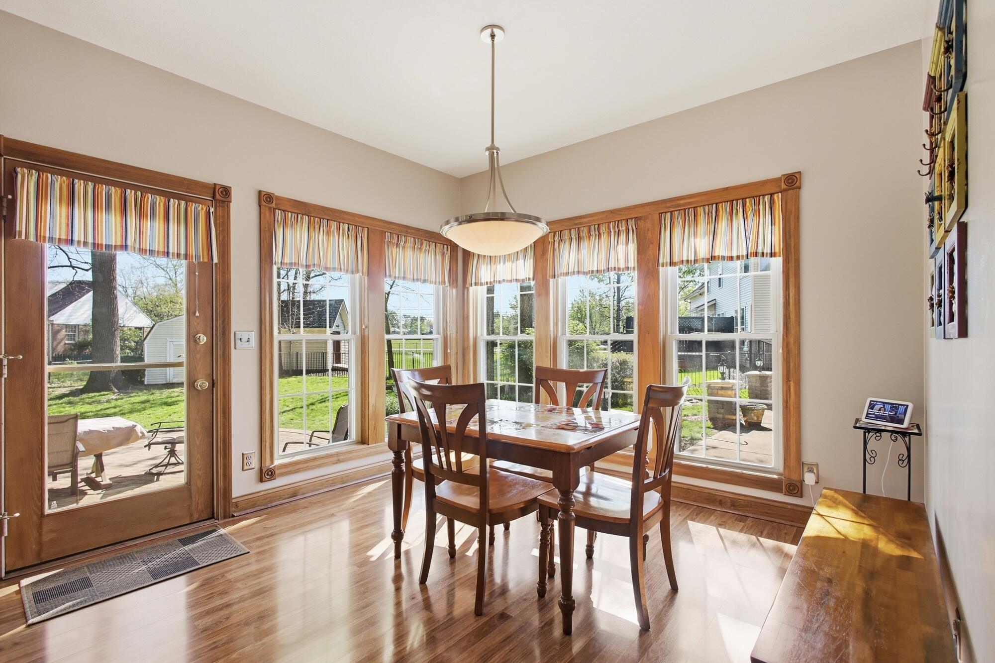 954 Forest Edge Avenue, Springfield, Ohio 45503