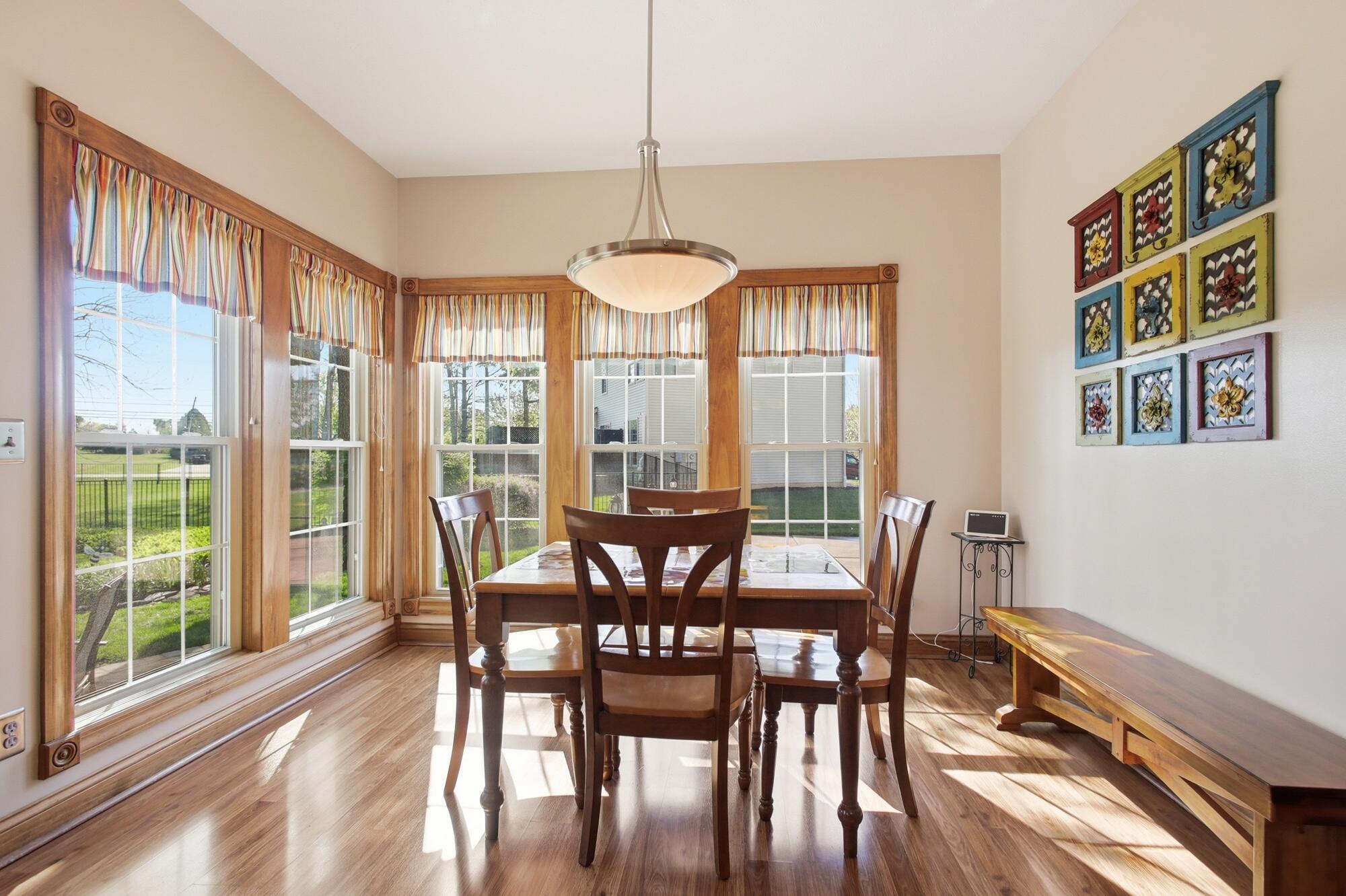 954 Forest Edge Avenue, Springfield, Ohio 45503