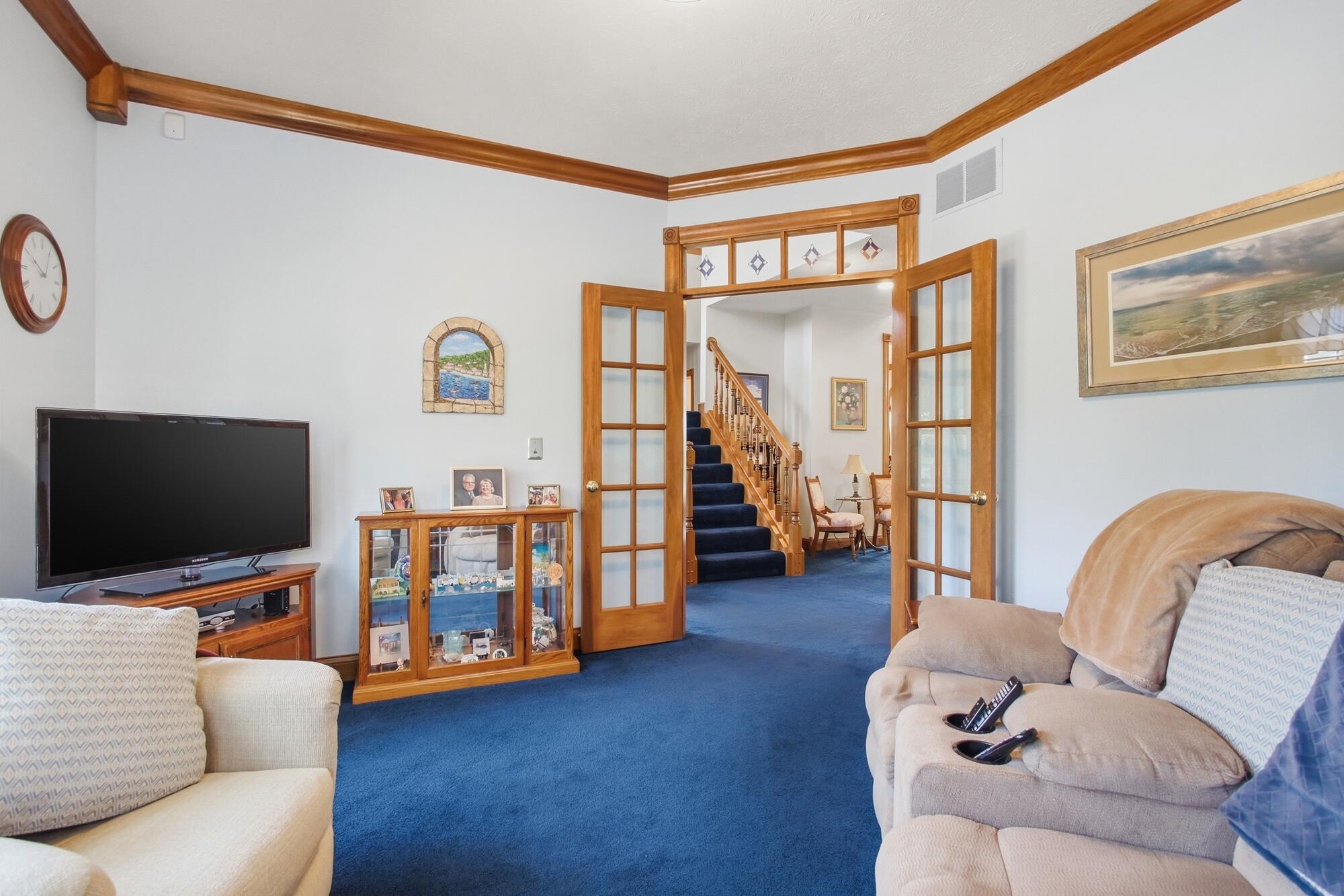 954 Forest Edge Avenue, Springfield, Ohio 45503