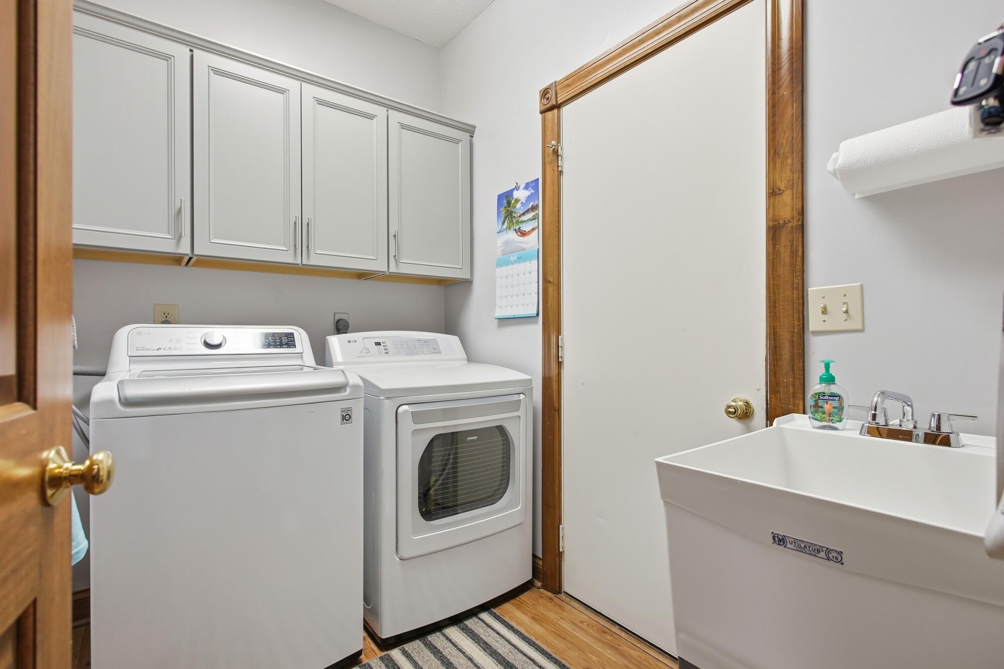 954 Forest Edge Avenue, Springfield, Ohio 45503