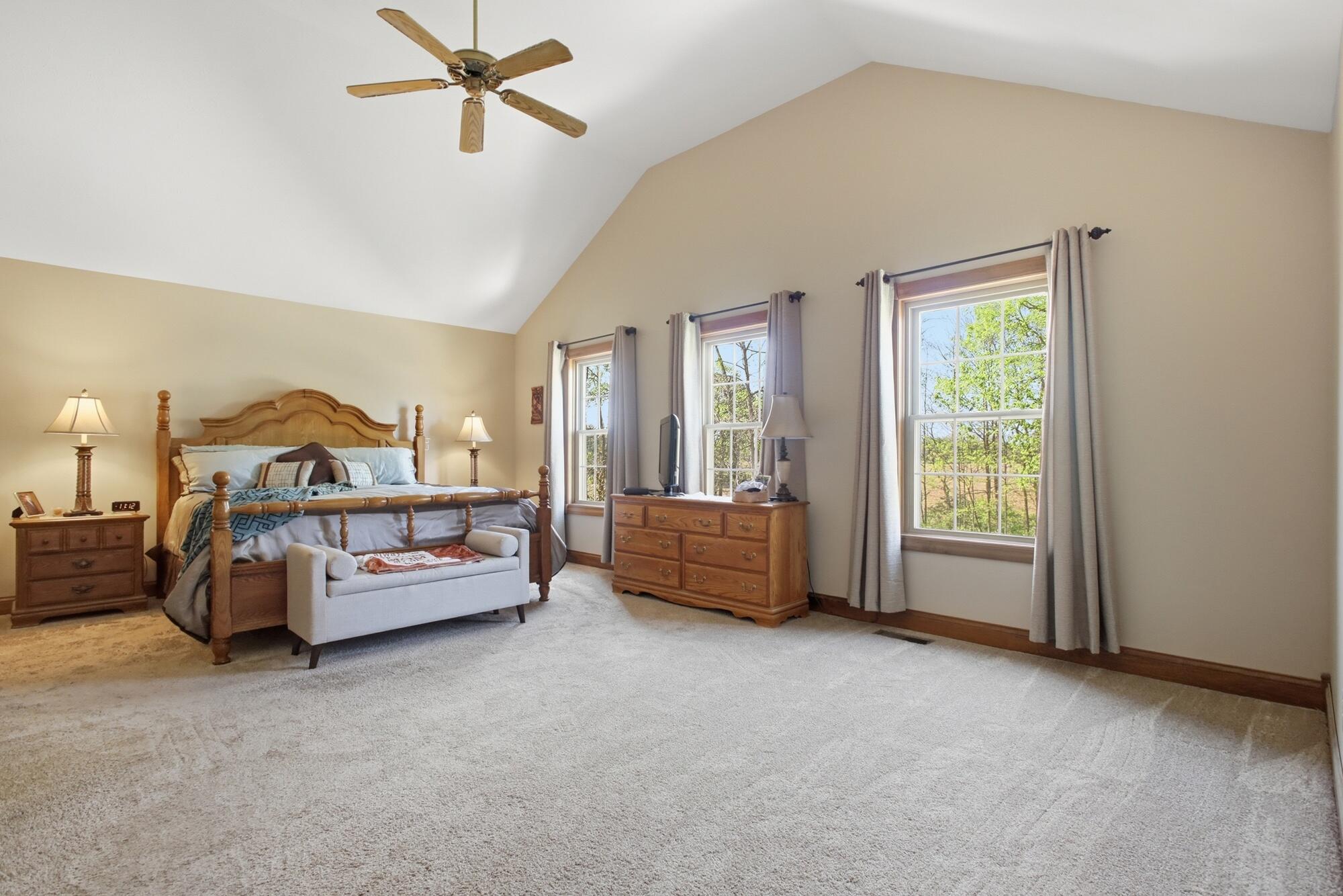 954 Forest Edge Avenue, Springfield, Ohio 45503