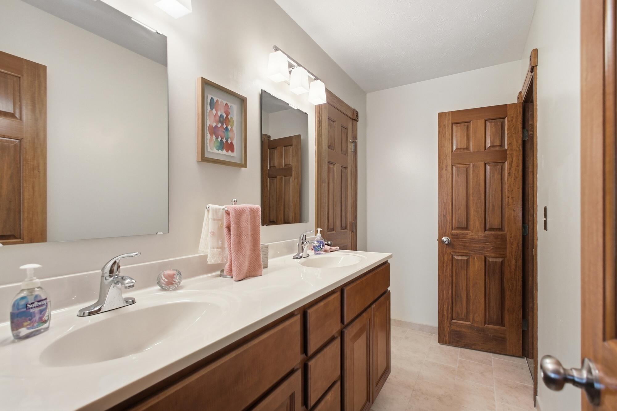 954 Forest Edge Avenue, Springfield, Ohio 45503