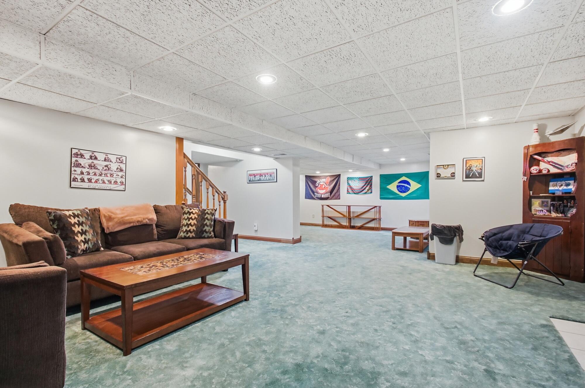 954 Forest Edge Avenue, Springfield, Ohio 45503