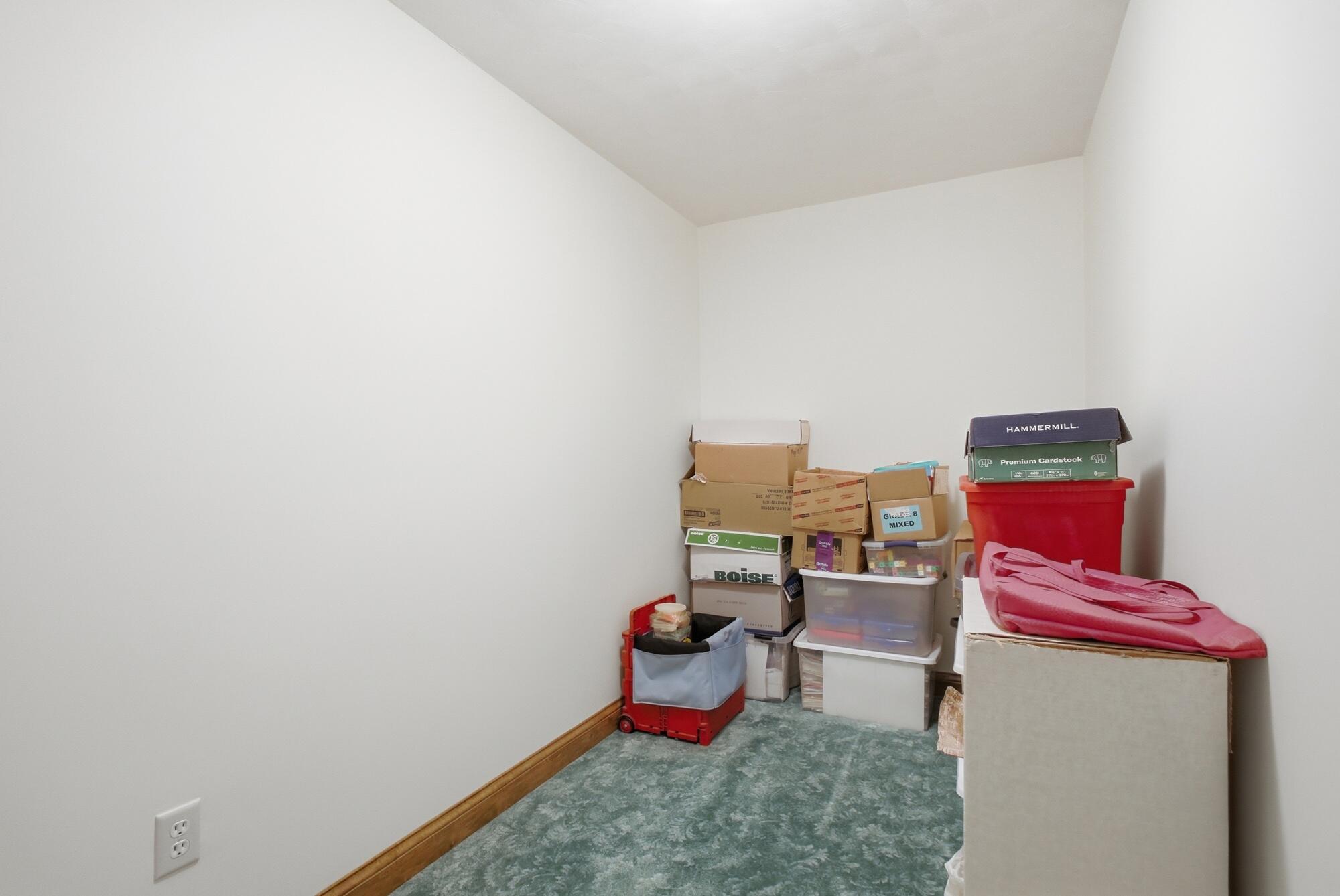 954 Forest Edge Avenue, Springfield, Ohio 45503