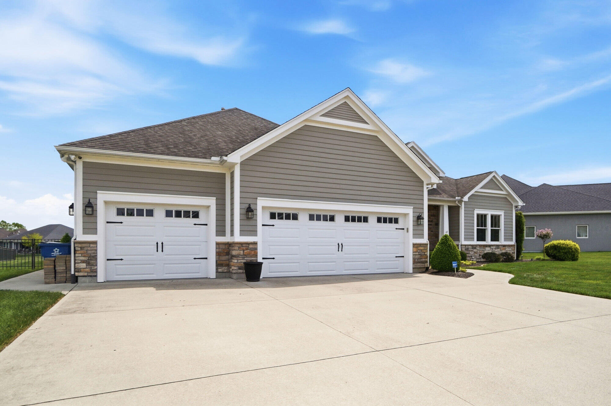 980 Greenmantle Drive, Troy, Ohio 45373