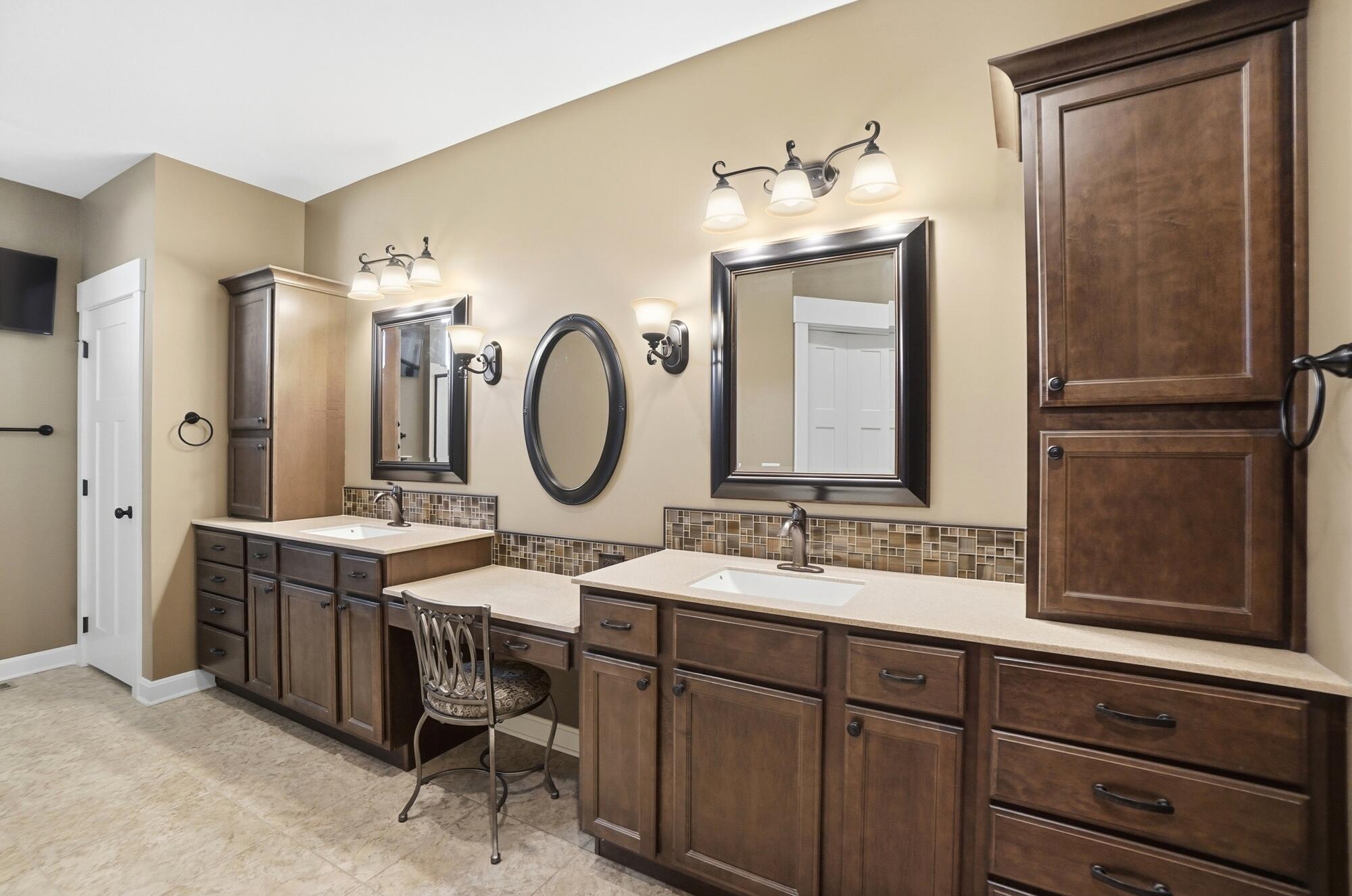 980 Greenmantle Drive, Troy, Ohio 45373