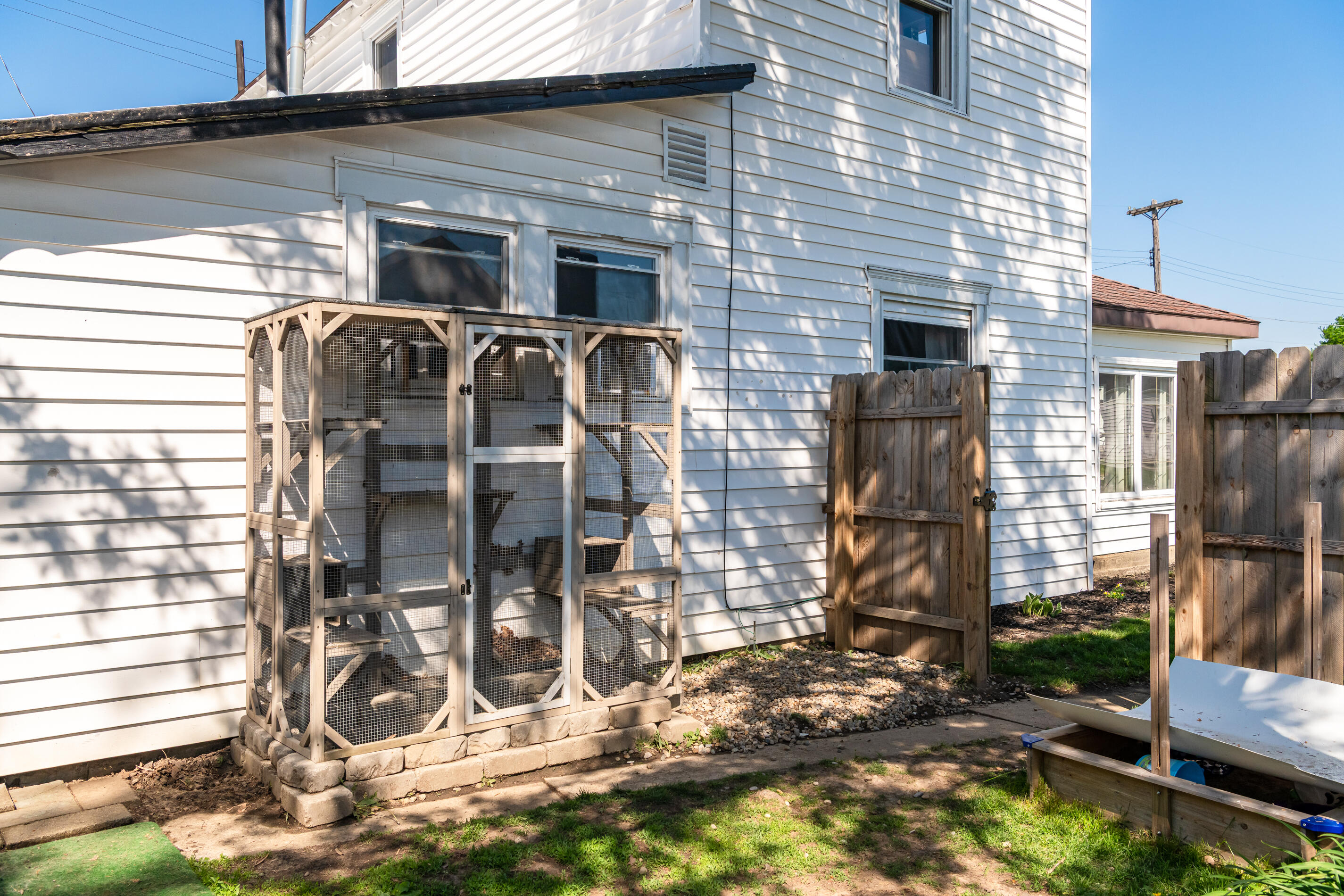 207 North Street, West Manchester, Ohio 45382