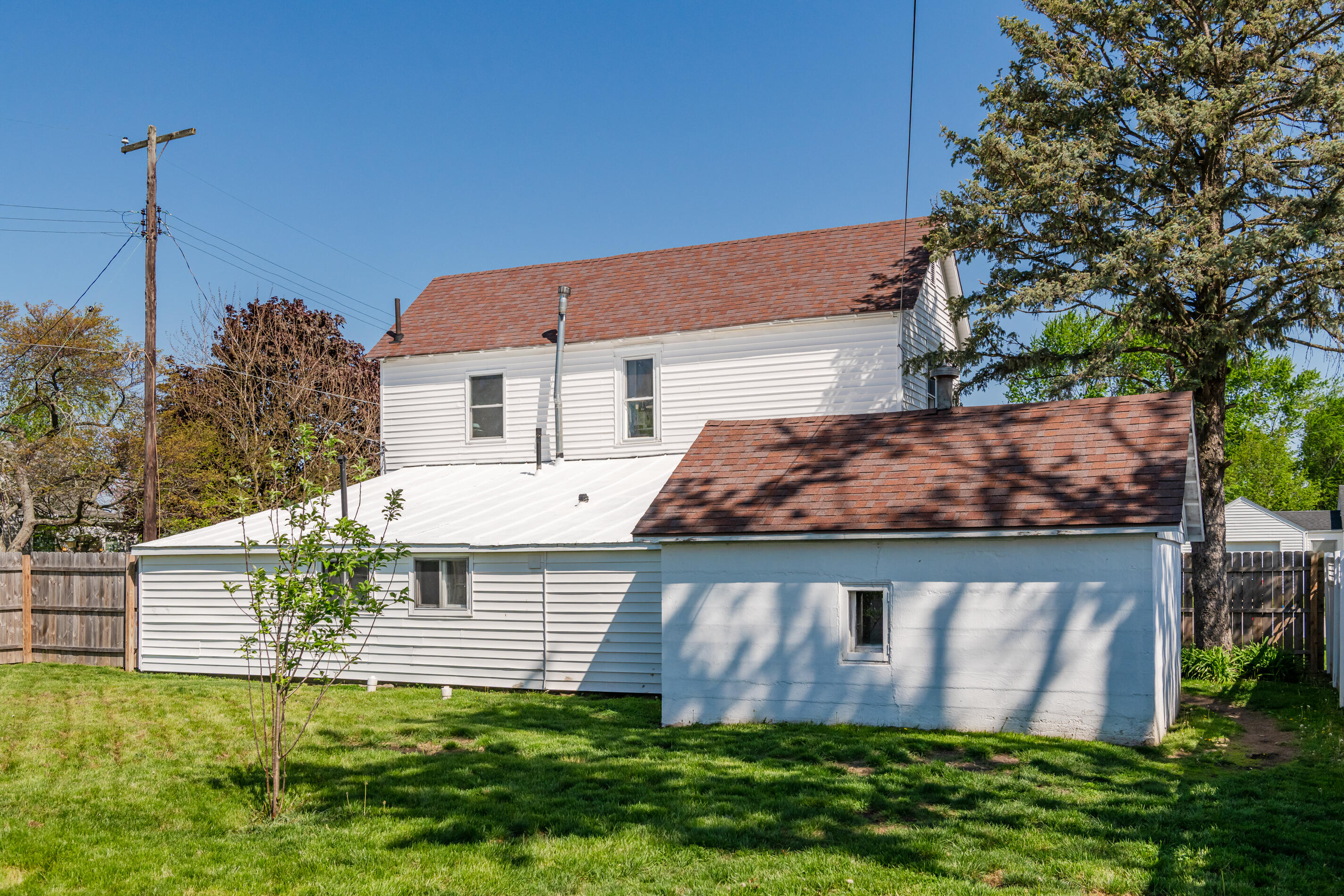 207 North Street, West Manchester, Ohio 45382