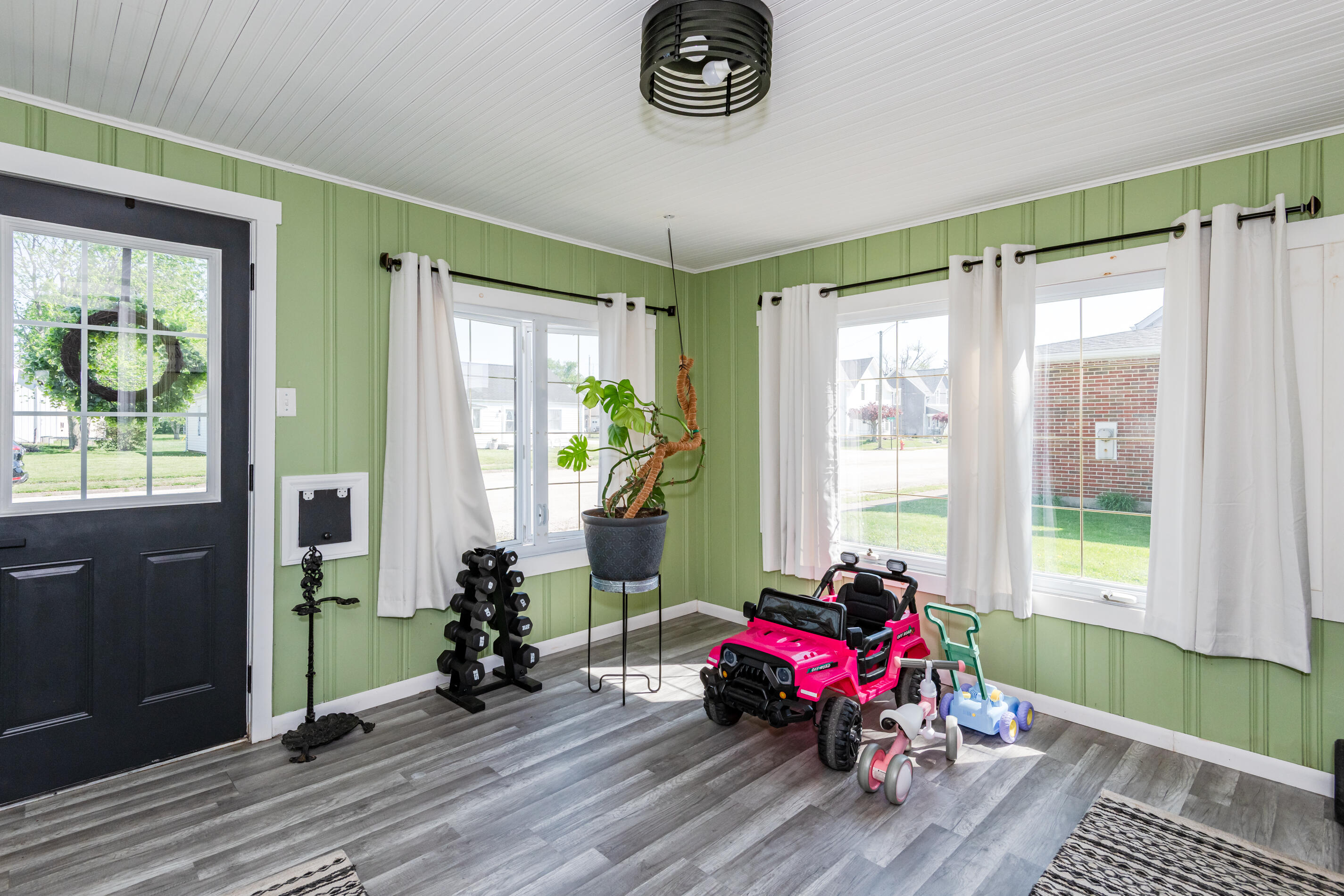 207 North Street, West Manchester, Ohio 45382