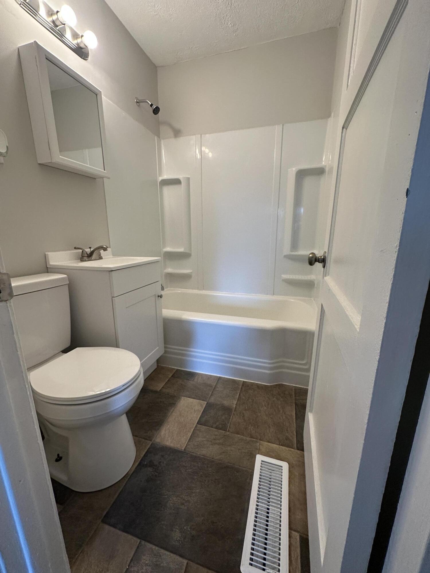 2050 Hadley Road, Springfield, Ohio 45505