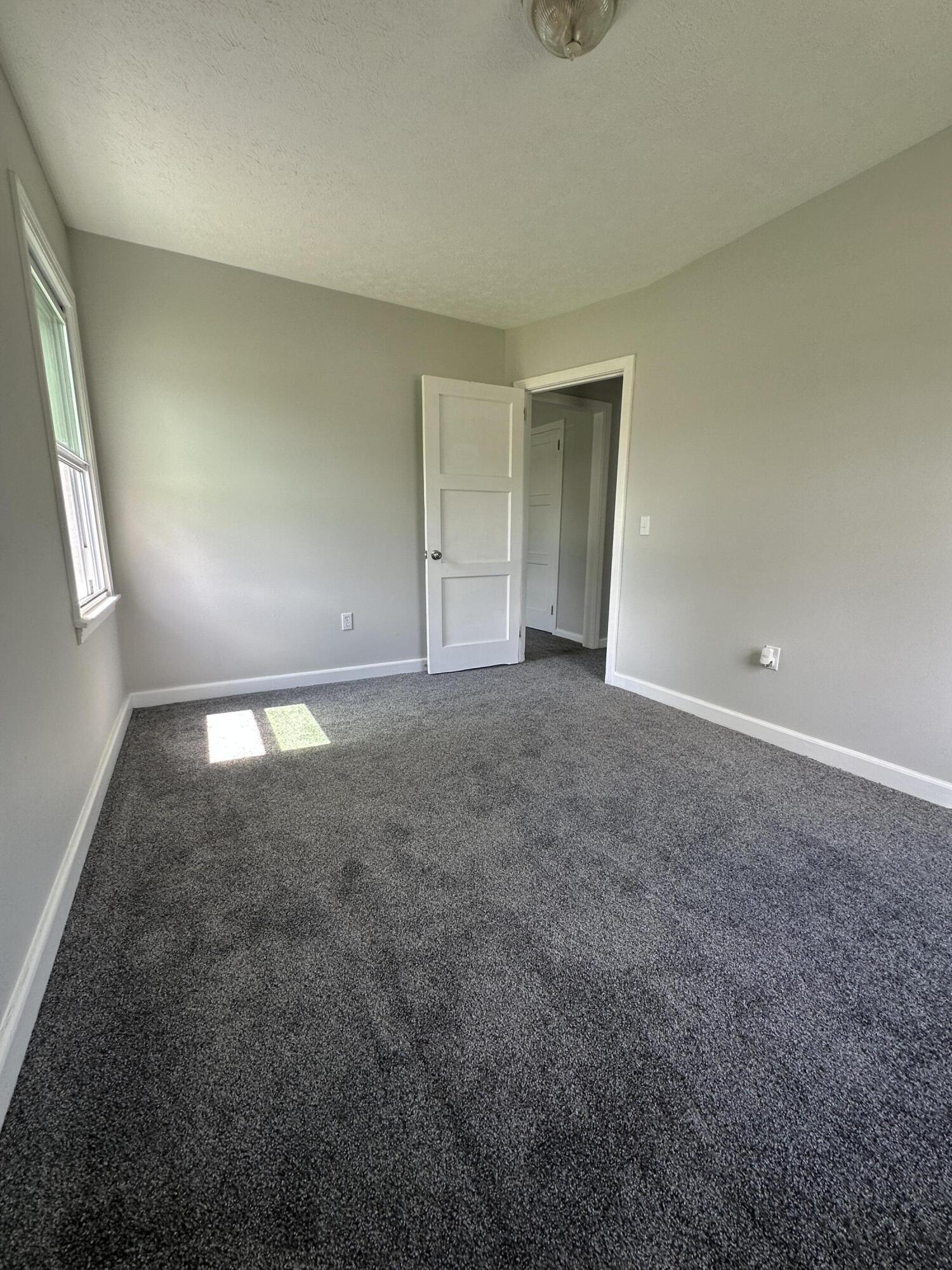 2050 Hadley Road, Springfield, Ohio 45505