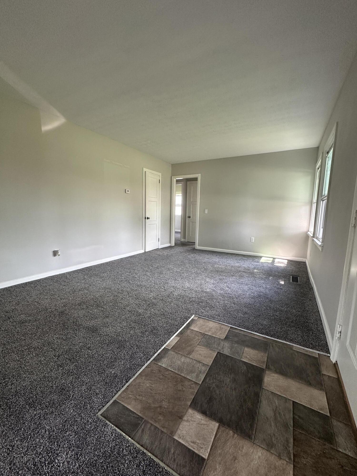 2050 Hadley Road, Springfield, Ohio 45505