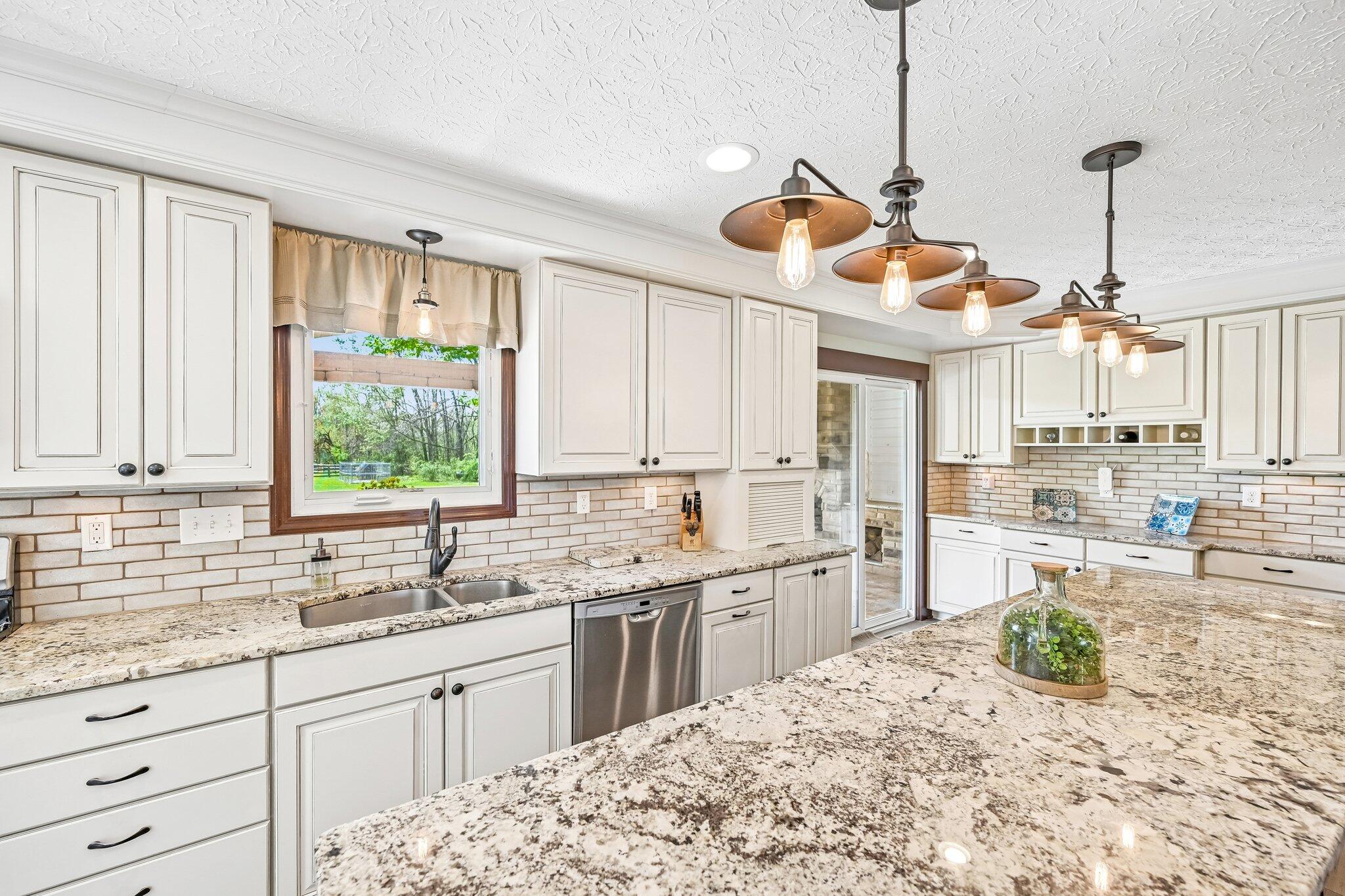 2880 Cheshire Road, Delaware, Ohio 43015