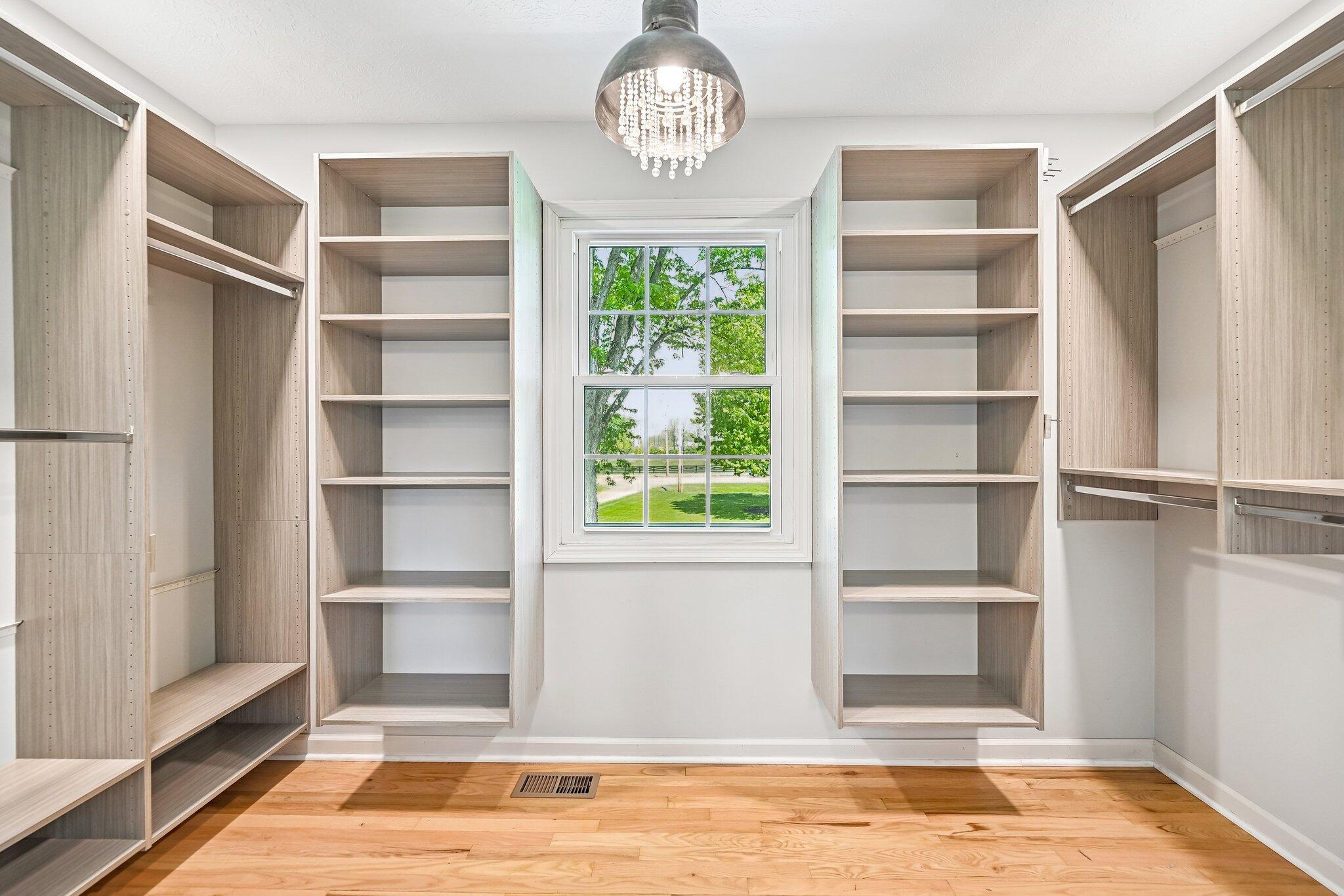 2880 Cheshire Road, Delaware, Ohio 43015