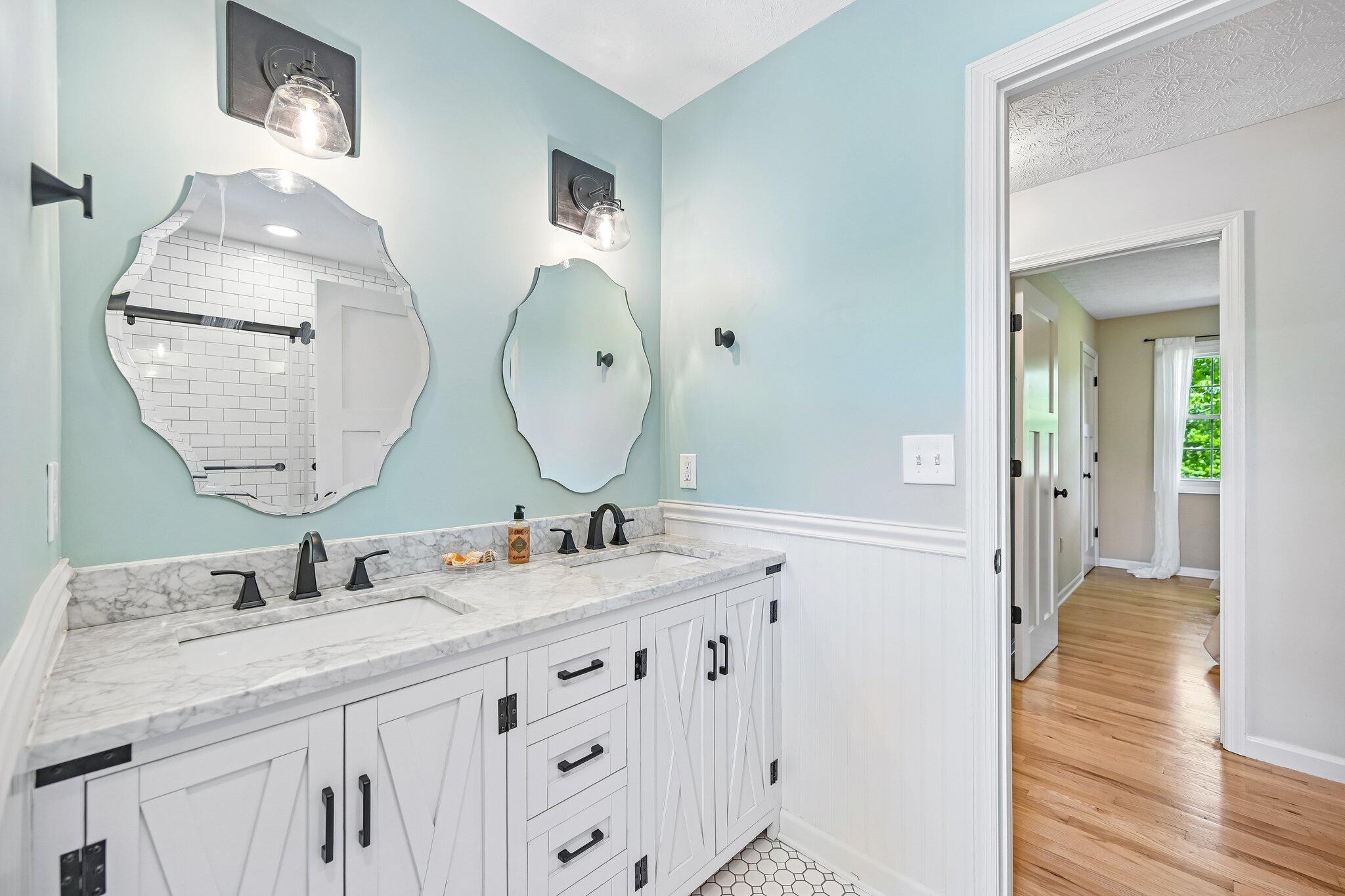 2880 Cheshire Road, Delaware, Ohio 43015