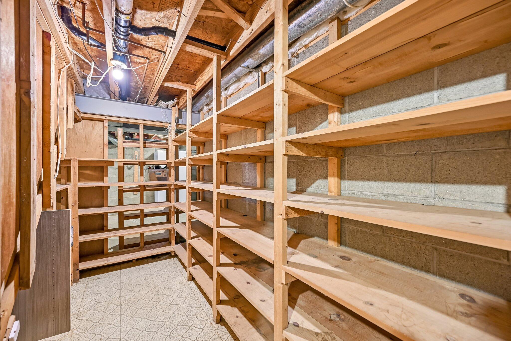 2880 Cheshire Road, Delaware, Ohio 43015