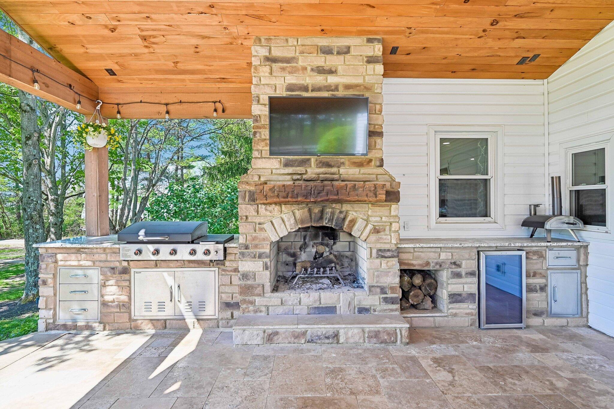 2880 Cheshire Road, Delaware, Ohio 43015