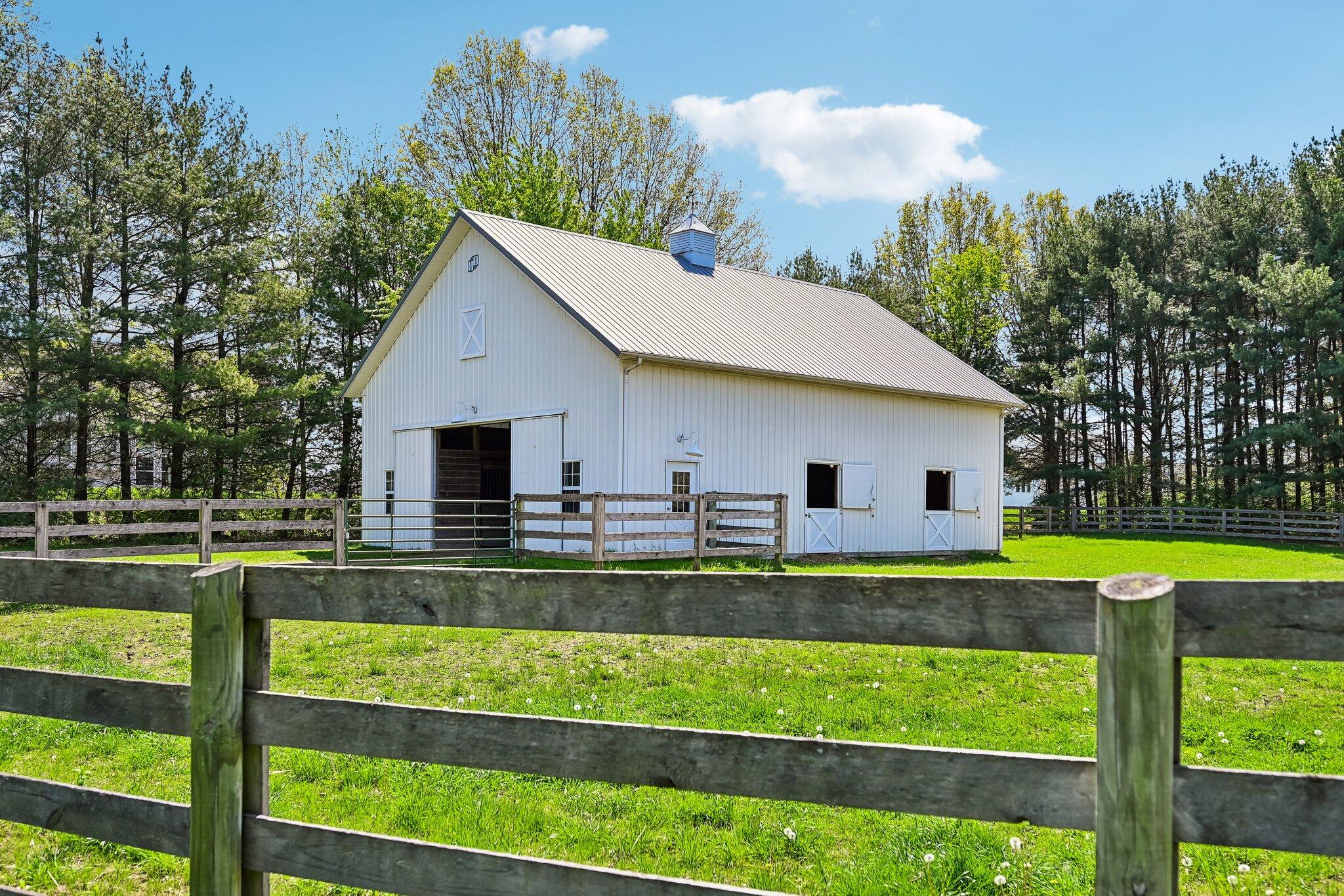 2880 Cheshire Road, Delaware, Ohio 43015