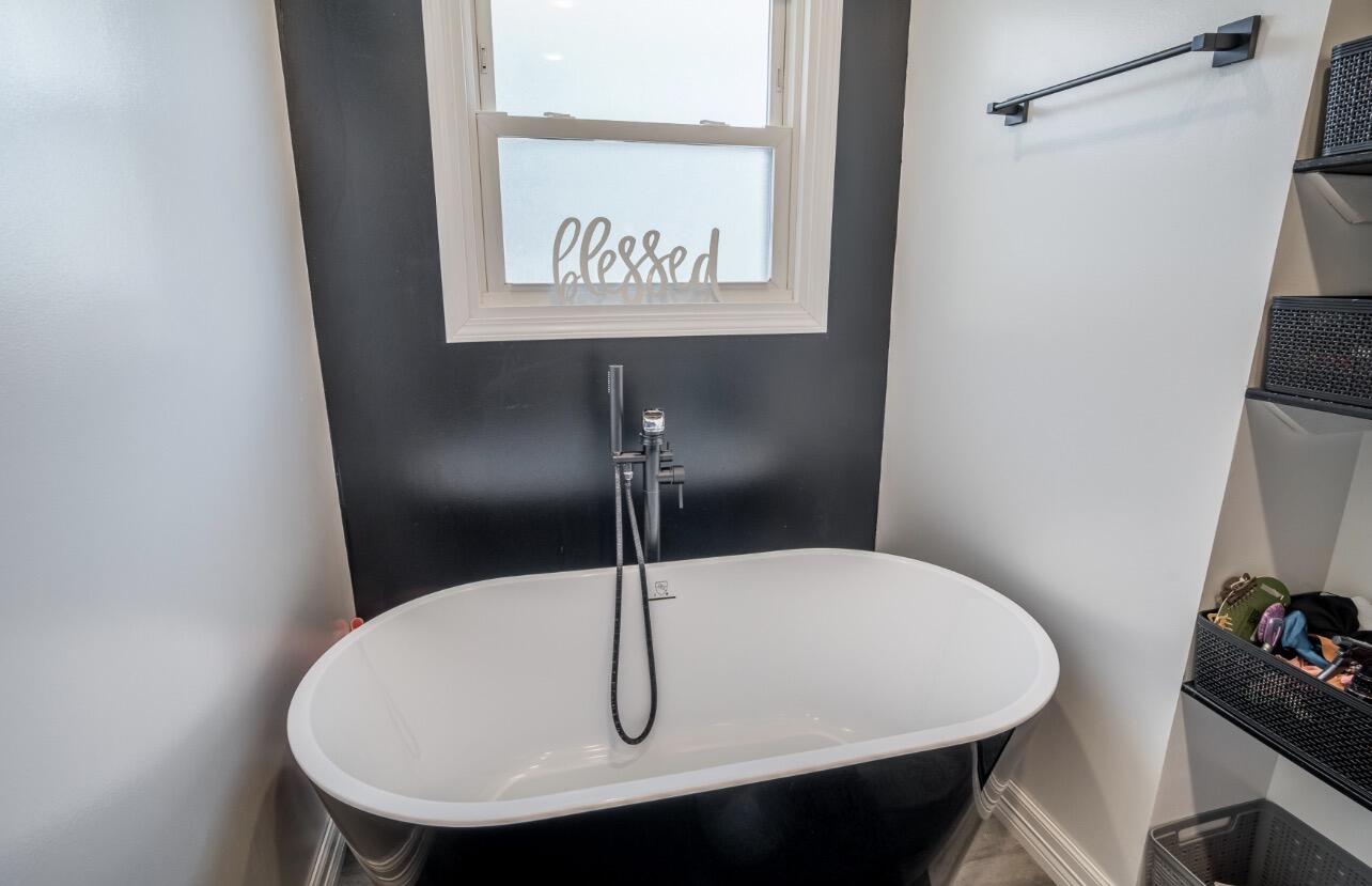 558 Bowser Street, New Carlisle, Ohio 45344