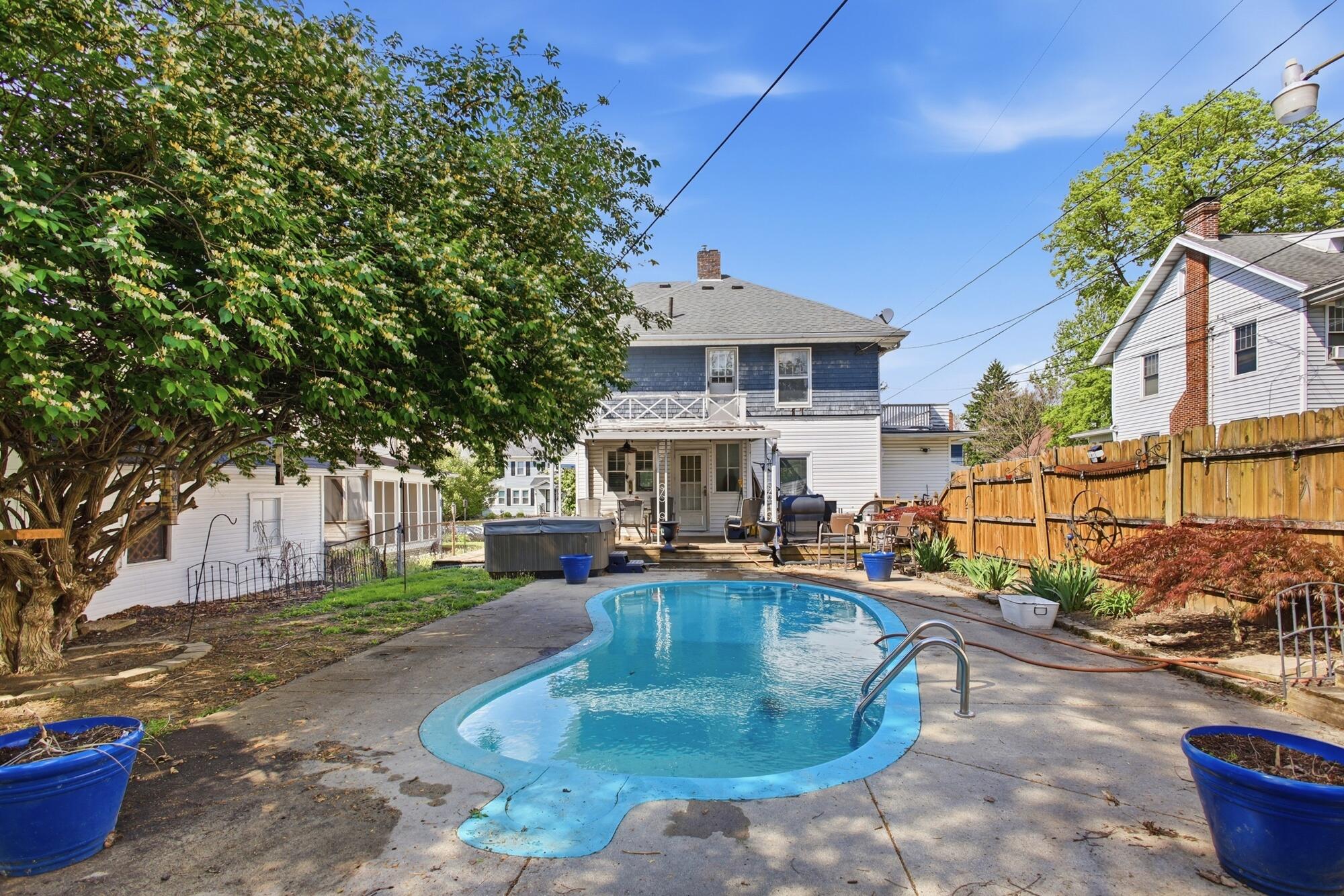 111 1st Street, Springfield, Ohio 45504