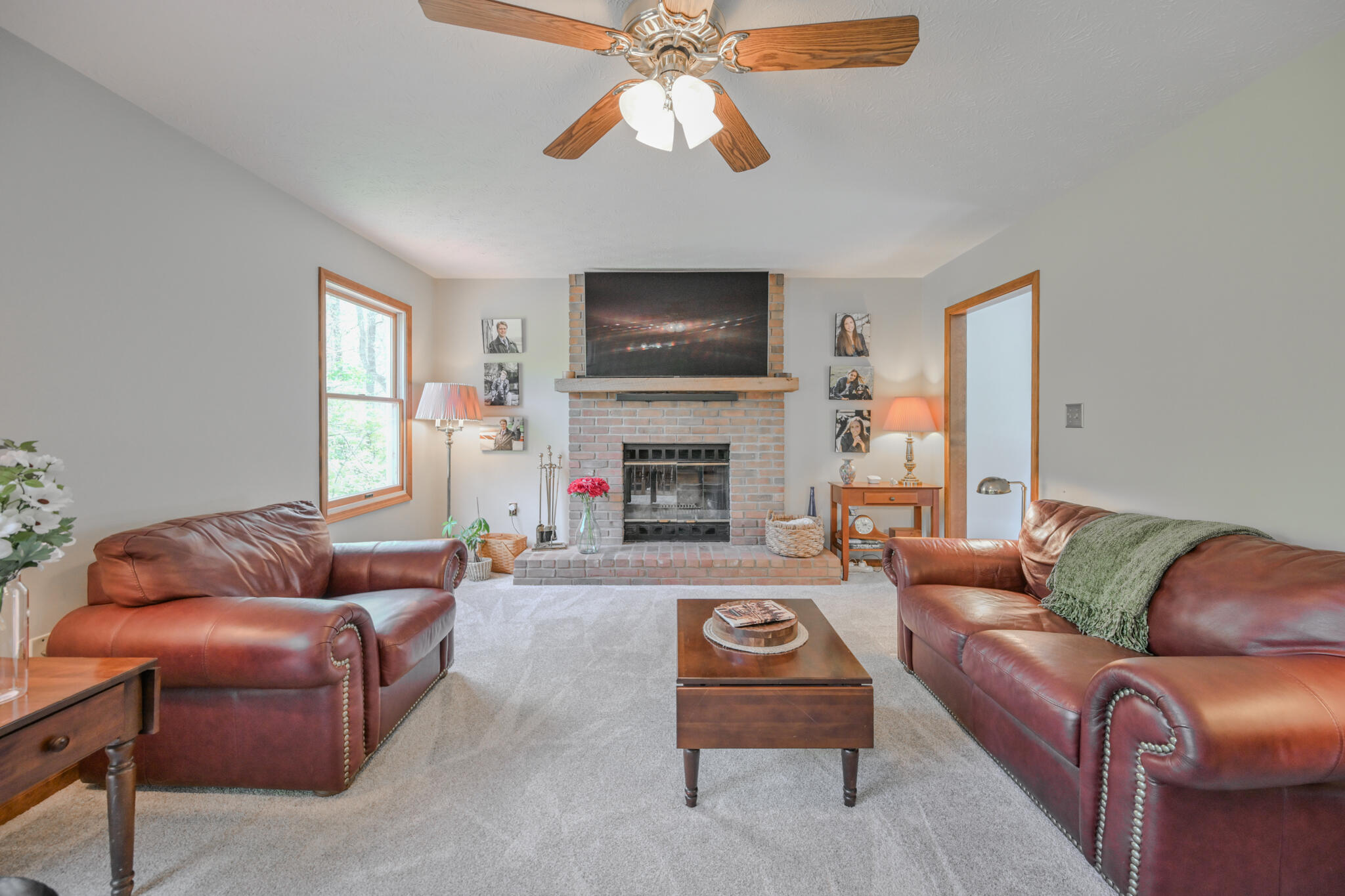 660 Eva Circle, Springfield, Ohio 45504