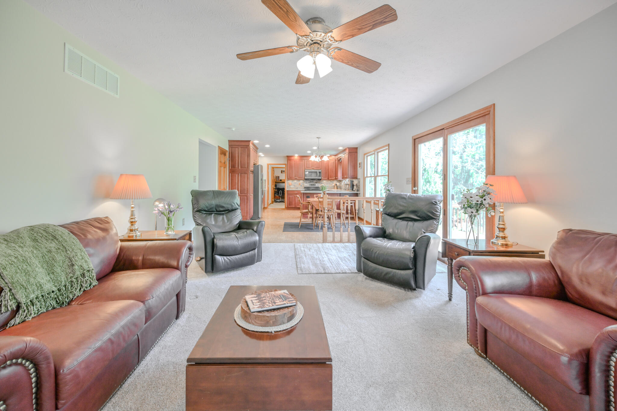 660 Eva Circle, Springfield, Ohio 45504