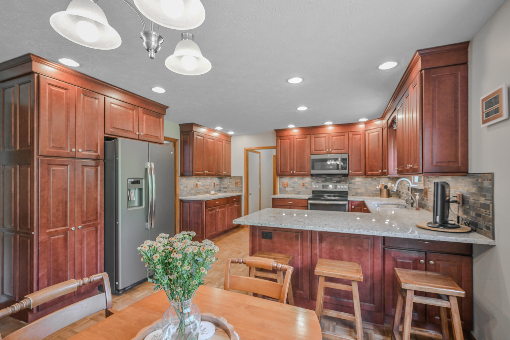 660 Eva Circle, Springfield, Ohio 45504