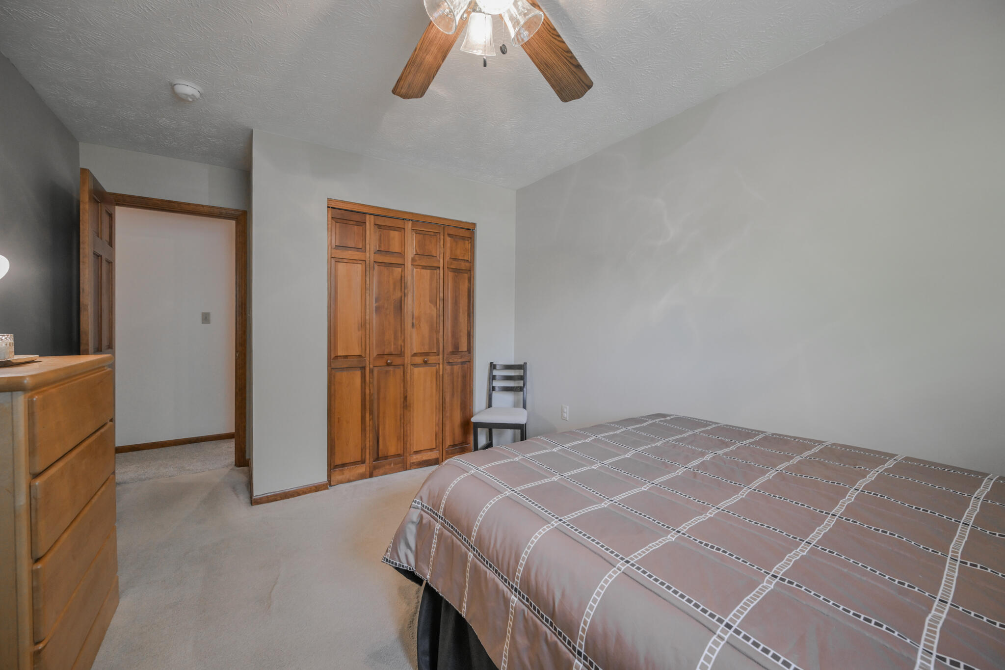 660 Eva Circle, Springfield, Ohio 45504