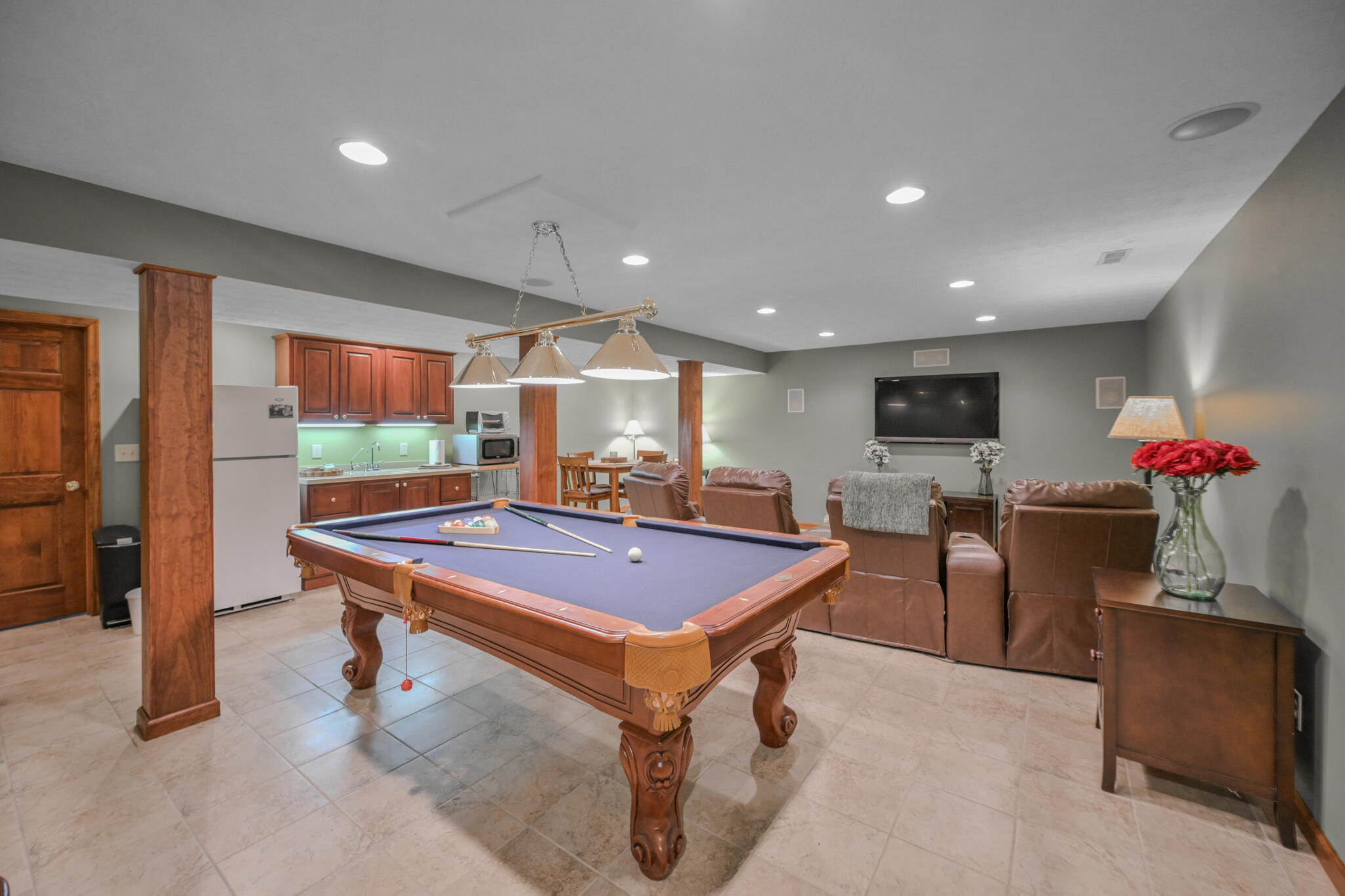 660 Eva Circle, Springfield, Ohio 45504